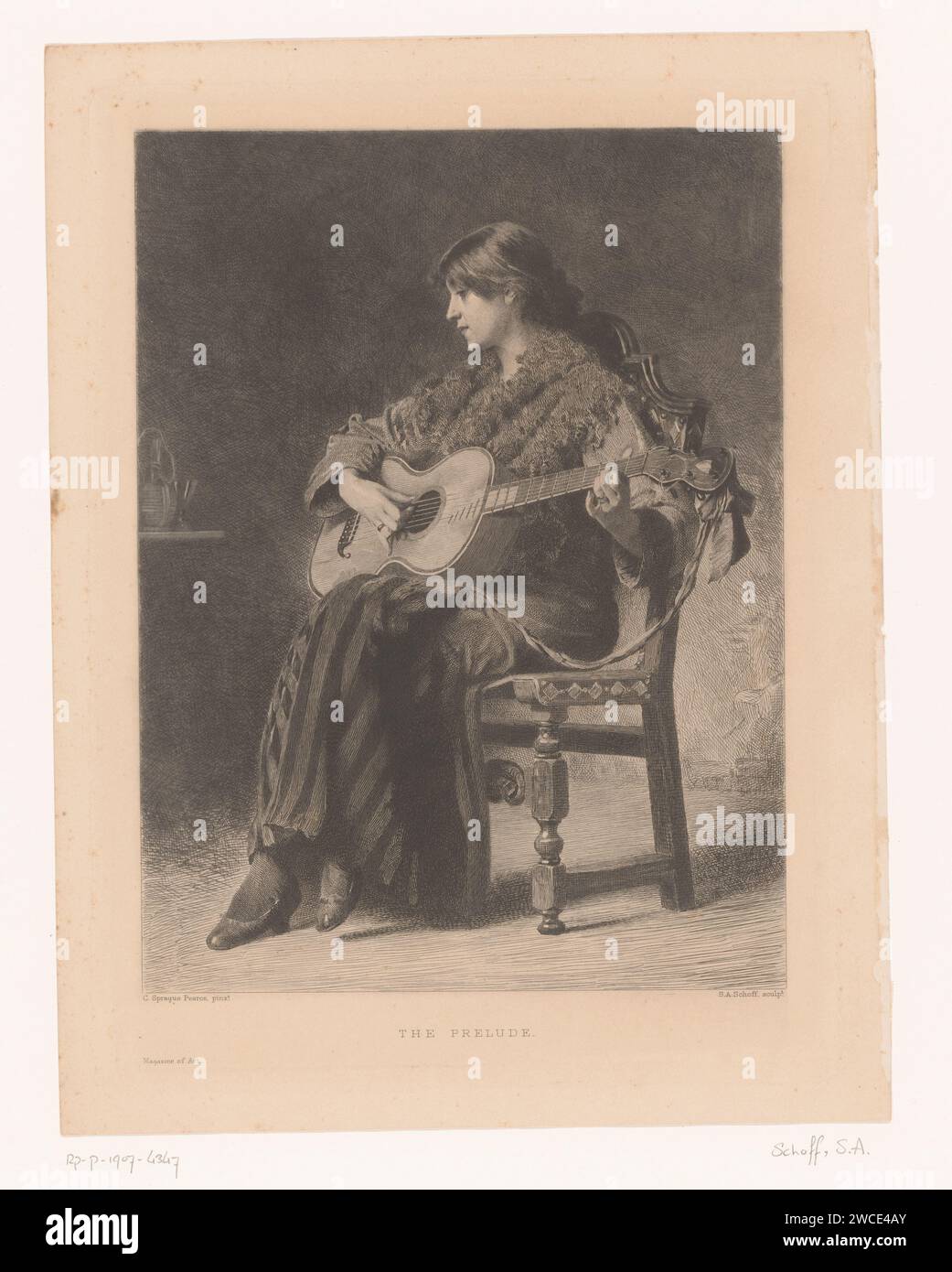 De Prelude, Stephen Alonso Schoff, nach Charles Sprague Pearce, 1886 drucken das Prelude. Eine junge Frau, die auf einem Gitarrenstuhl spielt. US-amerikanische Papierätzung Cithern, Mandoline, Gitarre, Balalaika. Eine Person spielt Streichinstrument (gezupft) Stockfoto