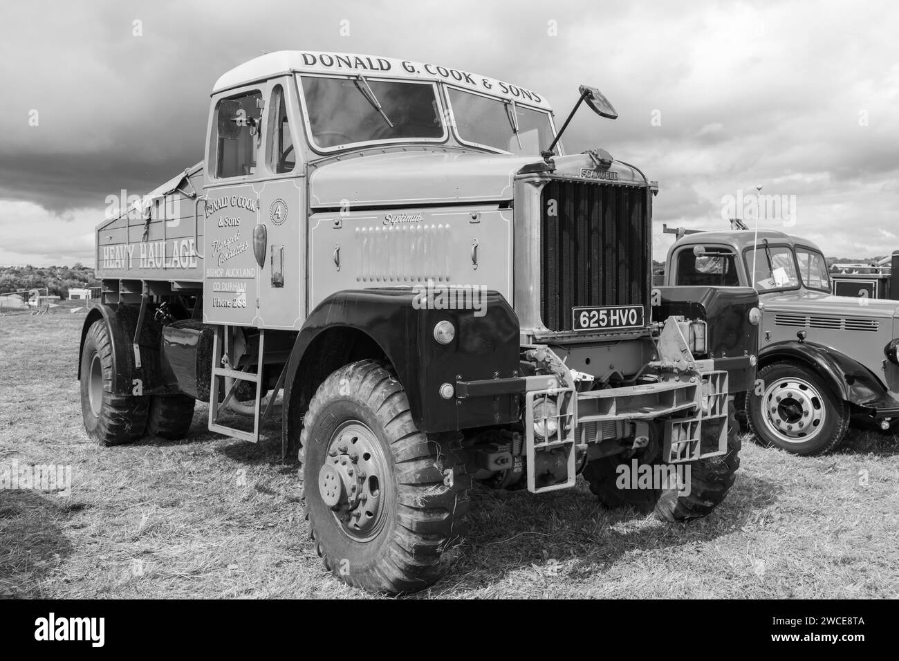 Low Ham.Somerset.United Kingdom.July 23rd 2023.A Scammell Mountaineer von 1960 ist auf der Somerset Steam and Country Show zu sehen Stockfoto