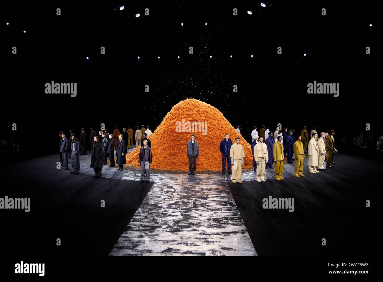 Mailand, Italien. Januar 2024. ZEGNA Herbst/Winter 2024-2025 Runway während der Milan Fashion Week Herrenmode am 2024. Januar - Mailand; Italien 15/01/2024 Credit: dpa/Alamy Live News Stockfoto