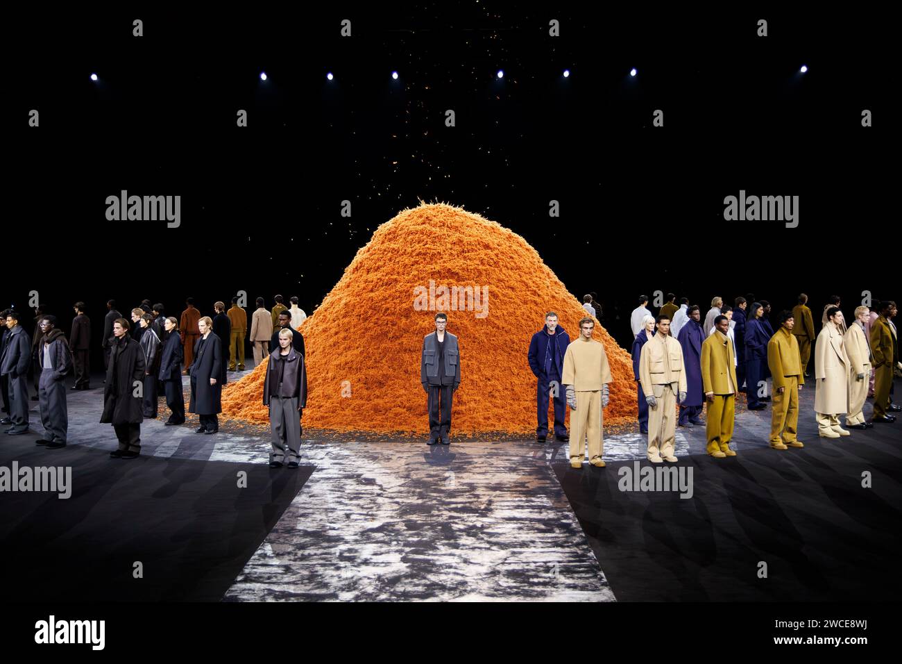 Mailand, Italien. Januar 2024. ZEGNA Herbst/Winter 2024-2025 Runway während der Milan Fashion Week Herrenmode am 2024. Januar - Mailand; Italien 15/01/2024 Credit: dpa/Alamy Live News Stockfoto