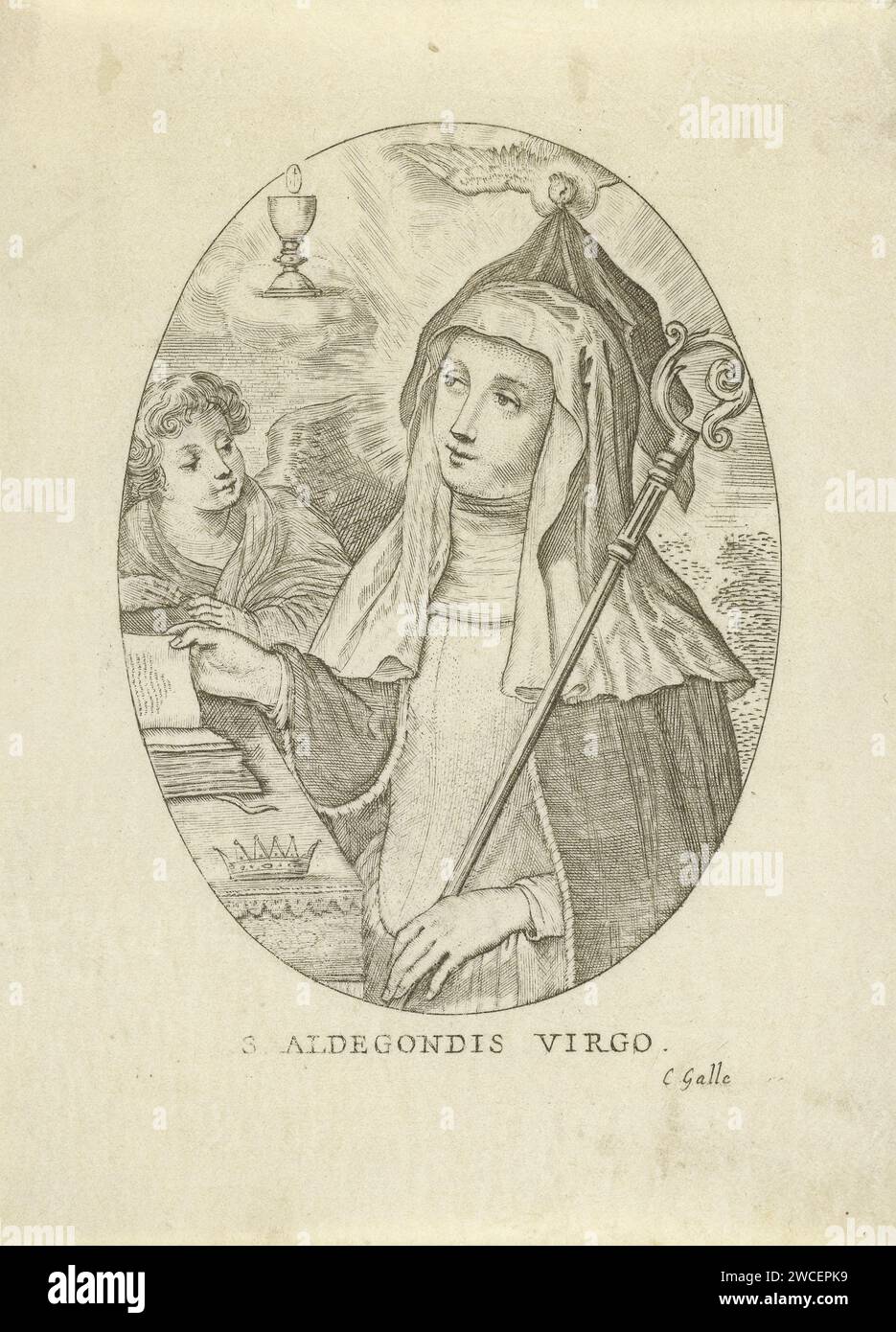 H. Aldegondis van Maubeuge, Cornelis Galle (II), 1638–1678 Druckschrift, die den Heiligen Aldegondis in einem Buch liest. Eine Taube legt ihr einen schwarzen Schleier auf den Kopf. Sie hält einen Stab in der linken Hand. Neben ihr am Tisch ist ein Engel. Ein Kelch mit einem Wirt schwimmt über dem Engel. Antwerpener Pergament (Tiermaterial) mit Stich weiblicher Heiliger Stockfoto