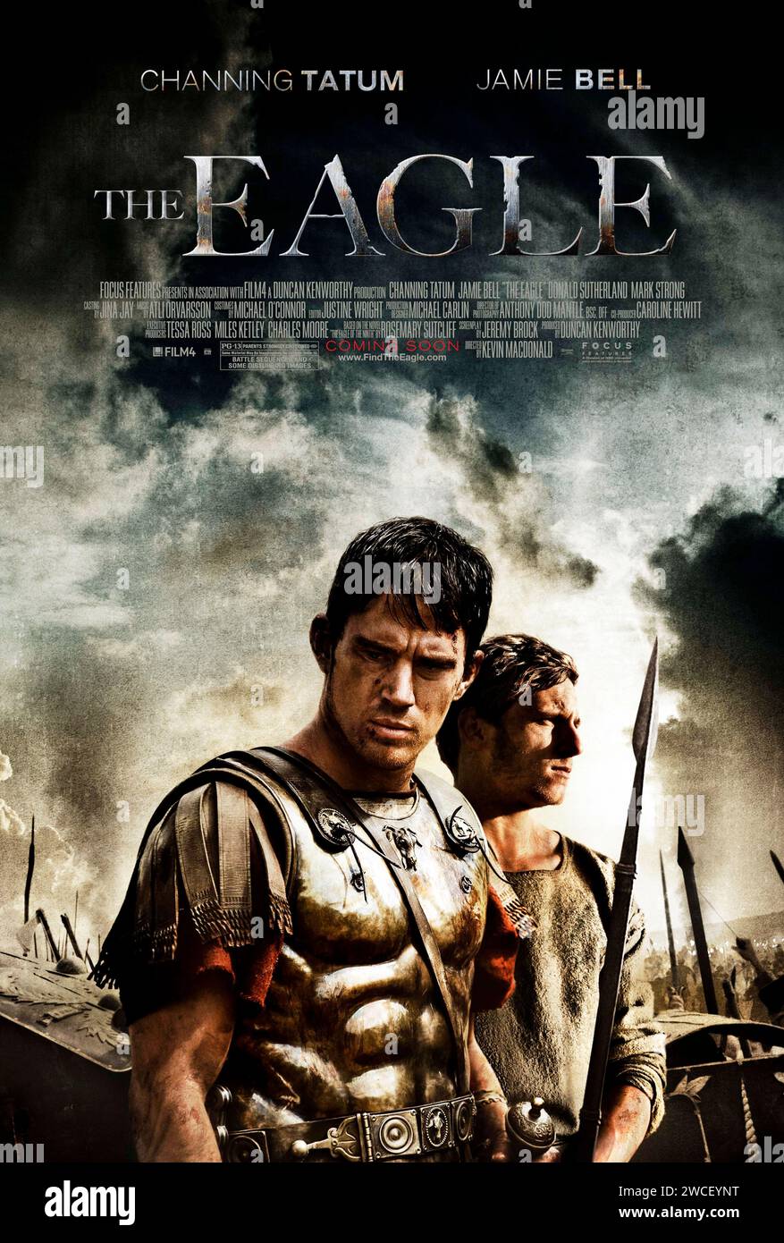 The Eagle (2011) von Kevin Macdonald mit Channing Tatum, Jamie Bell und Donald Sutherland. In Großbritannien unter römischer Herrschaft versucht ein junger römischer Soldat, das Andenken seines Vaters zu ehren, indem er das goldene Emblem seiner verlorenen Legion findet. US-Poster mit einem Blatt ***NUR FÜR REDAKTIONELLE ZWECKE***. Hinweis: BFA/FOCUS-Funktionen Stockfoto