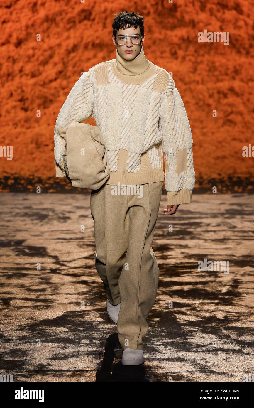 Mailand, Italien. Januar 2024. ZEGNA Herbst/Winter 2024-2025 Runway während der Milan Fashion Week Herrenmode am 2024. Januar - Mailand; Italien 15/01/2024 Credit: dpa/Alamy Live News Stockfoto