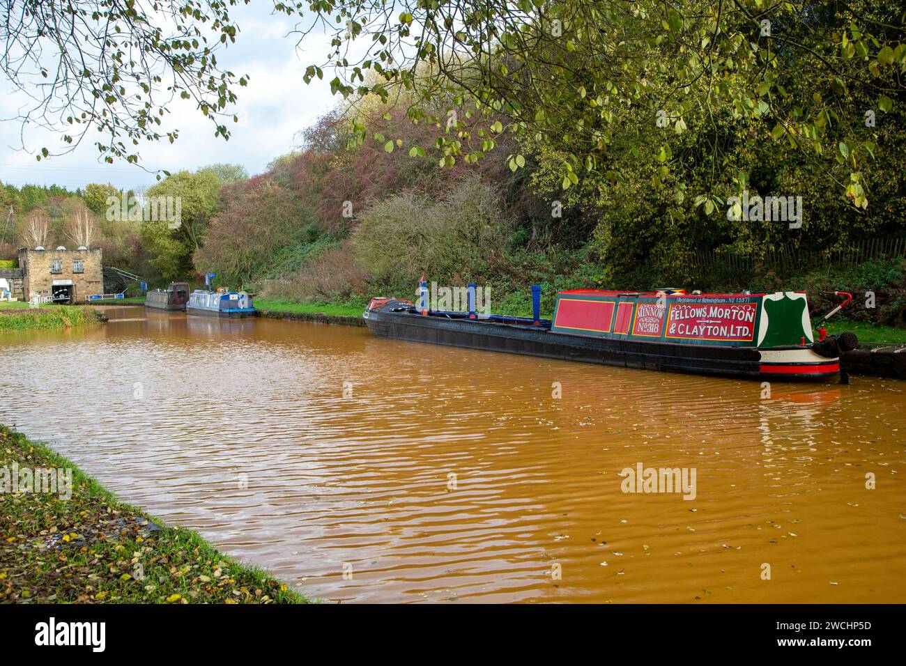 Fellows Morton und Clayton Historical Working Canal Schmalboot auf dem Trent and Mersey Kanal in der Nähe des Harecastle Tunnel Staffordshire Stockfoto