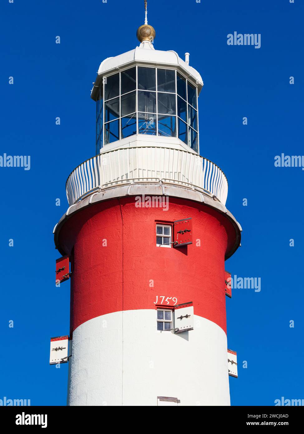 Smeatons Turm, der dritte Leuchtturm von Eddystone, befand sich in Plymouth Hoe als Denkmal für John Smeaton Stockfoto