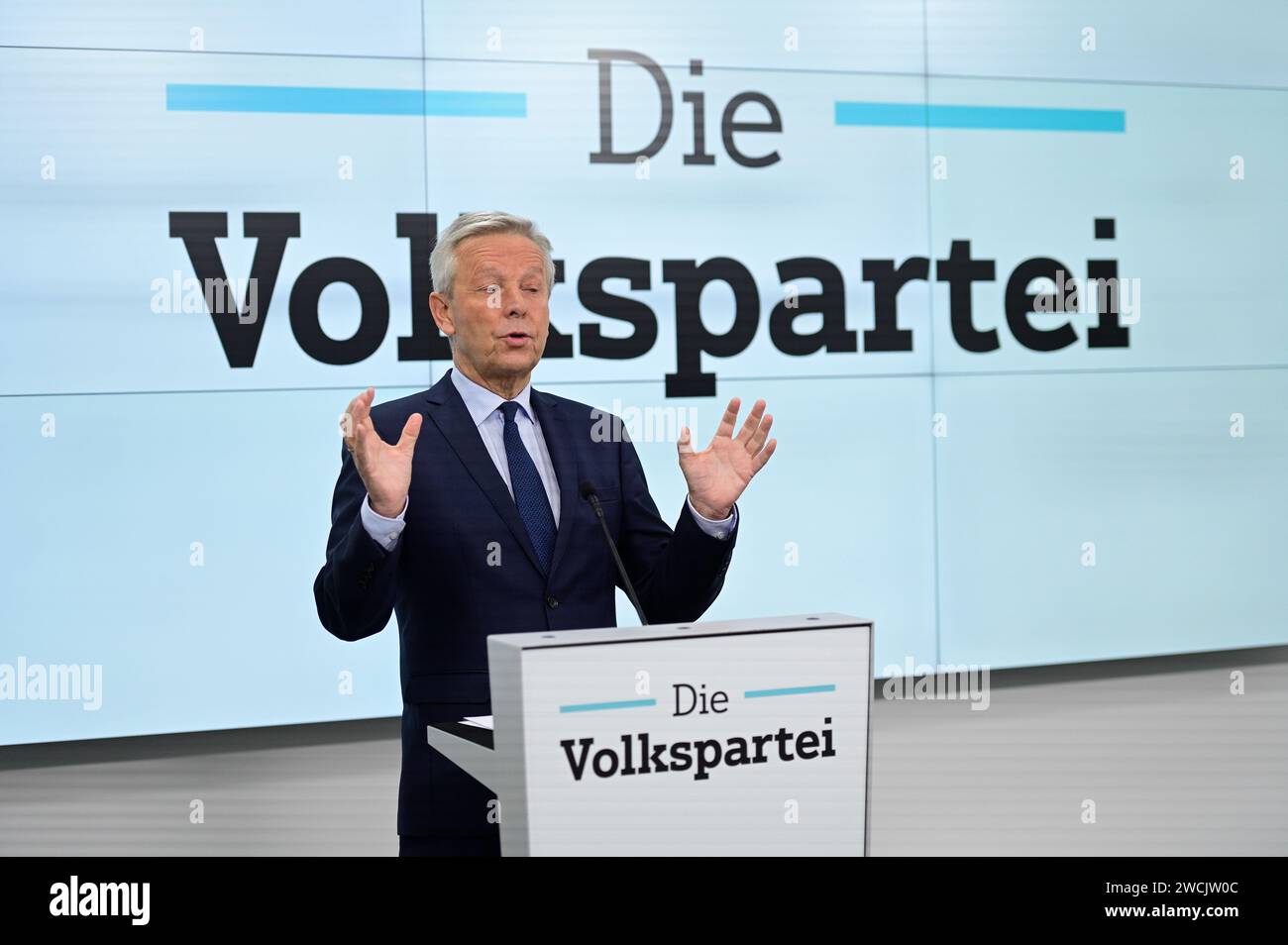 Wien, Österreich, 16. Januar 2024. Pressekonferenz mit Reinhold Lopatka, dem Spitzenkandidaten der ÖVP für die Europawahl Stockfoto