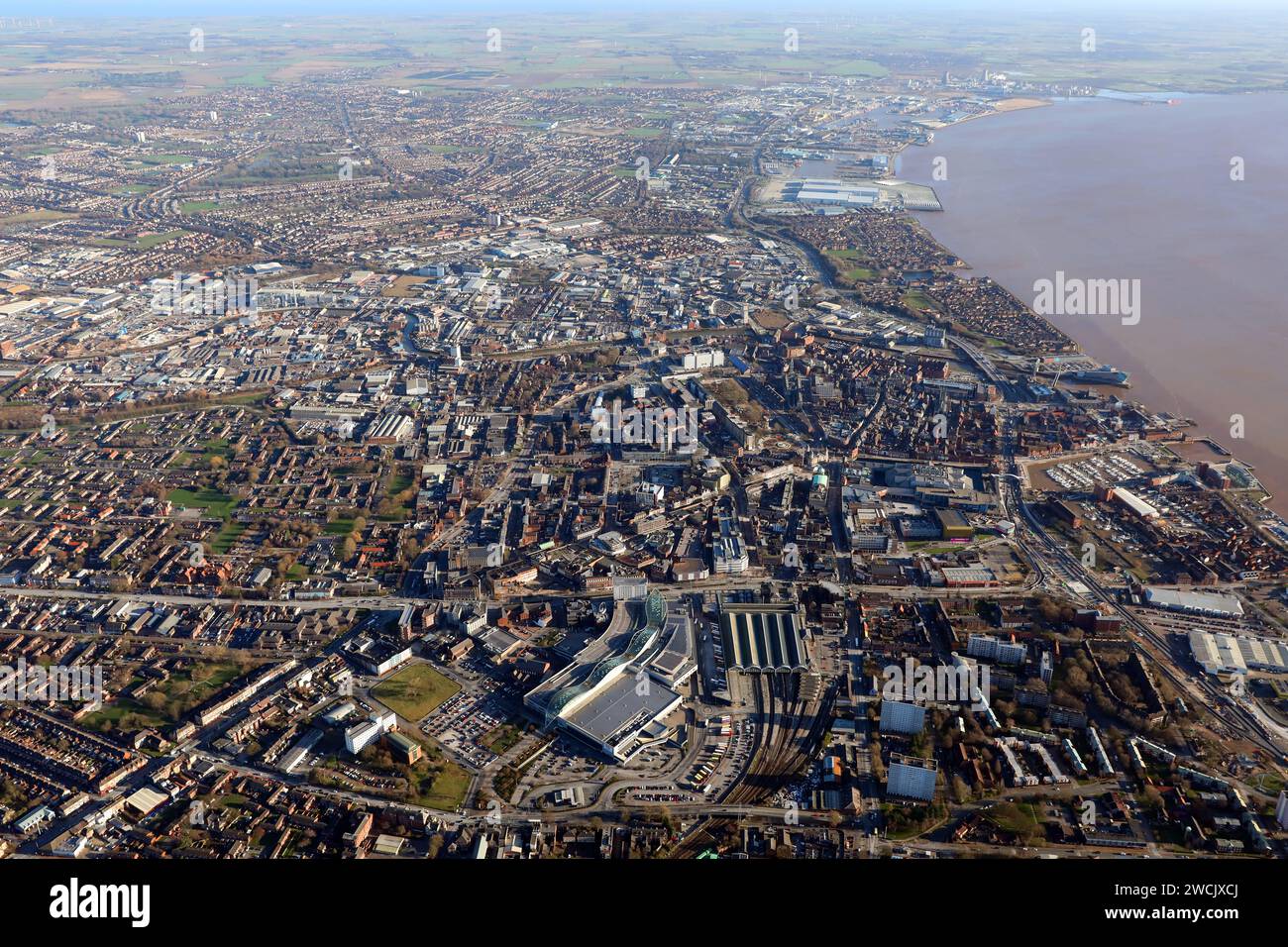 Blick aus der Vogelperspektive auf das Stadtzentrum von Hull (Kingston upon Hull) East Yorkshire. Dieser Blick von Westen aus nach Osten. Stockfoto
