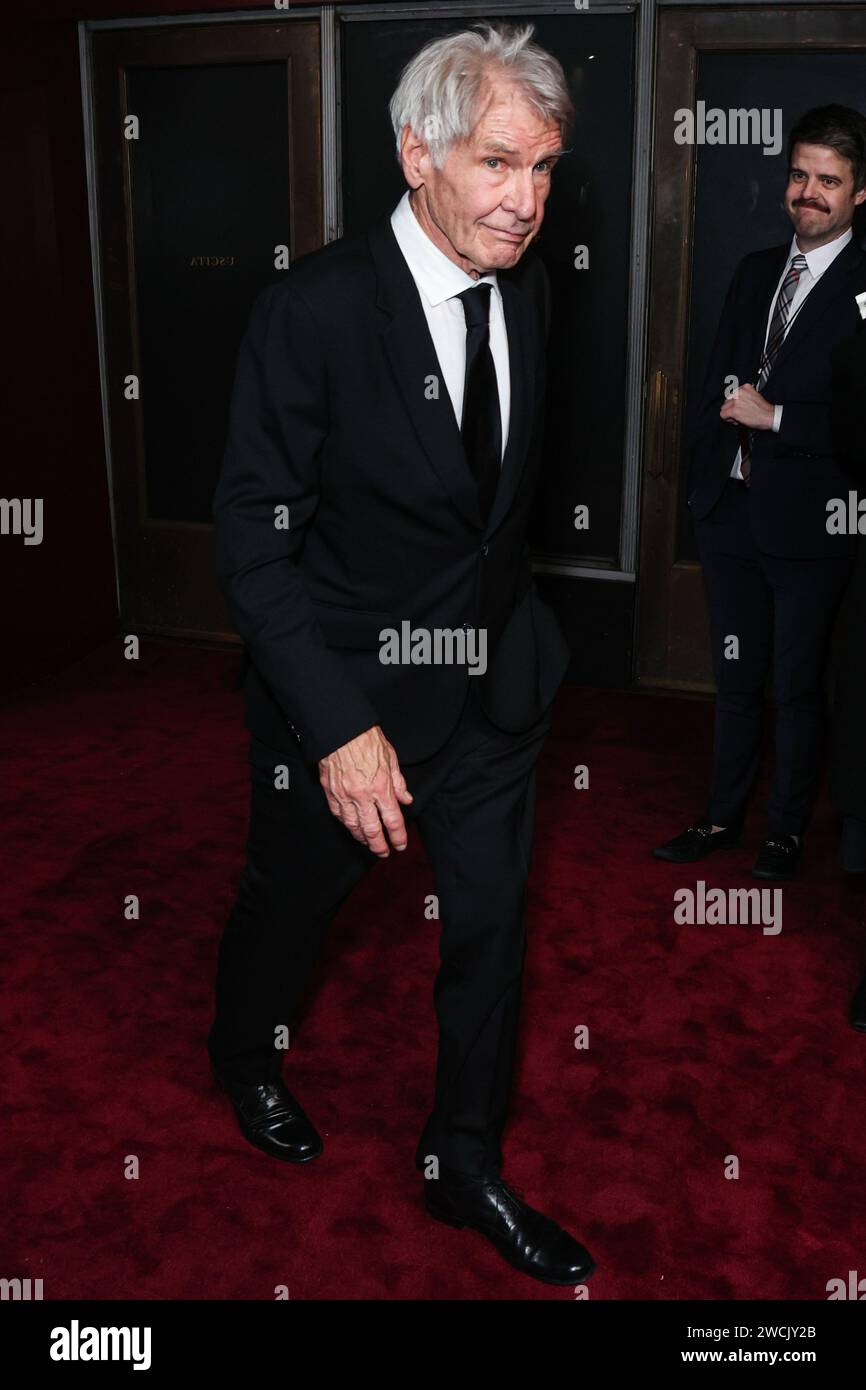 HOLLYWOOD, LOS ANGELES, KALIFORNIEN, USA - 15. JANUAR: Harrison Ford kommt bei der 75. Jährlichen Primetime Emmy Awards Party von Apple TV+, die am 15. Januar 2024 in Hollywood, Los Angeles, Kalifornien, USA stattfindet. (Foto: Xavier Collin/Image Press Agency) Stockfoto