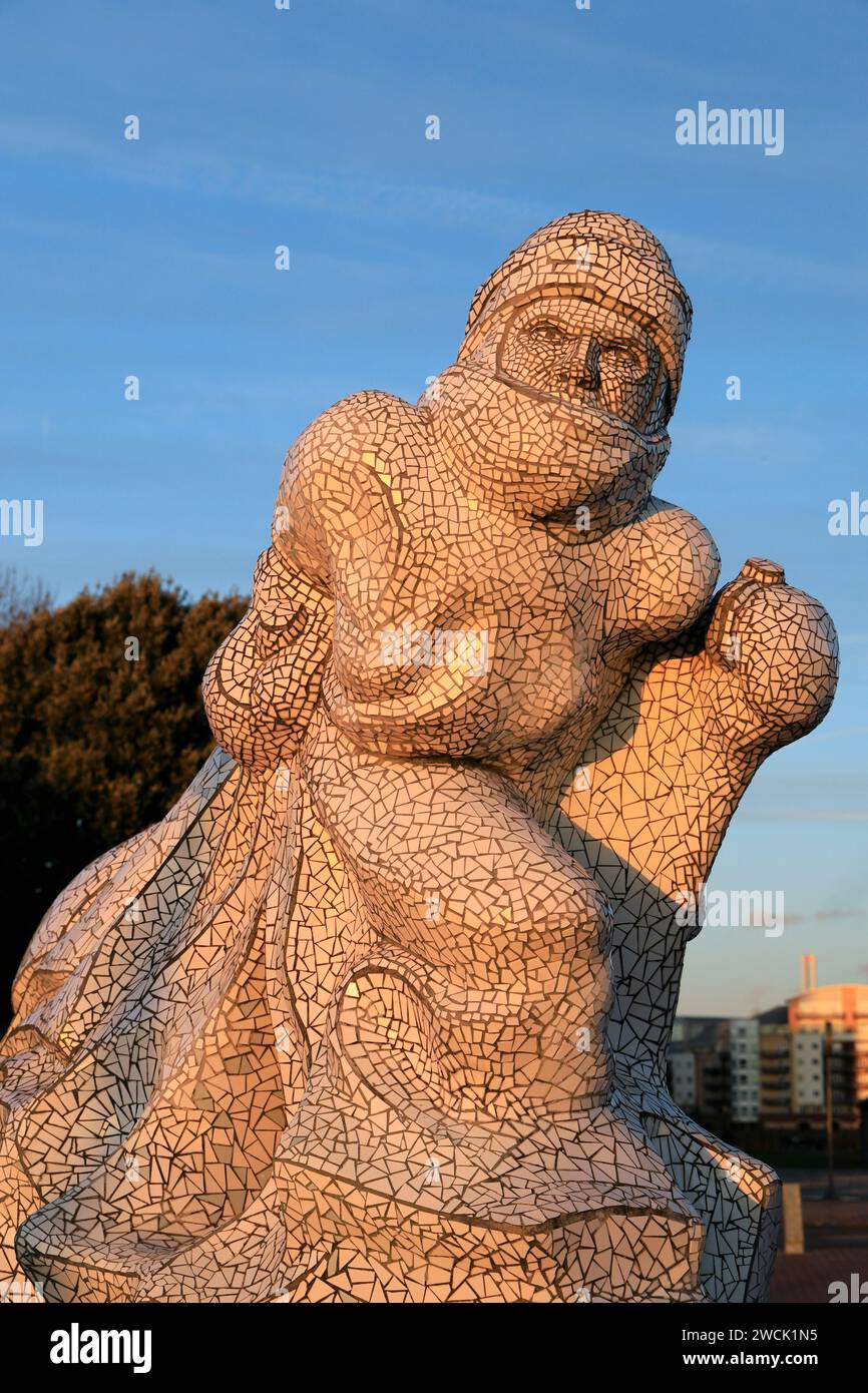 Antarctic 100 Memorial, von Jonathan Williams, Abend, Cardiff Bay, Cardiff, Wales, Großbritannien. Stockfoto