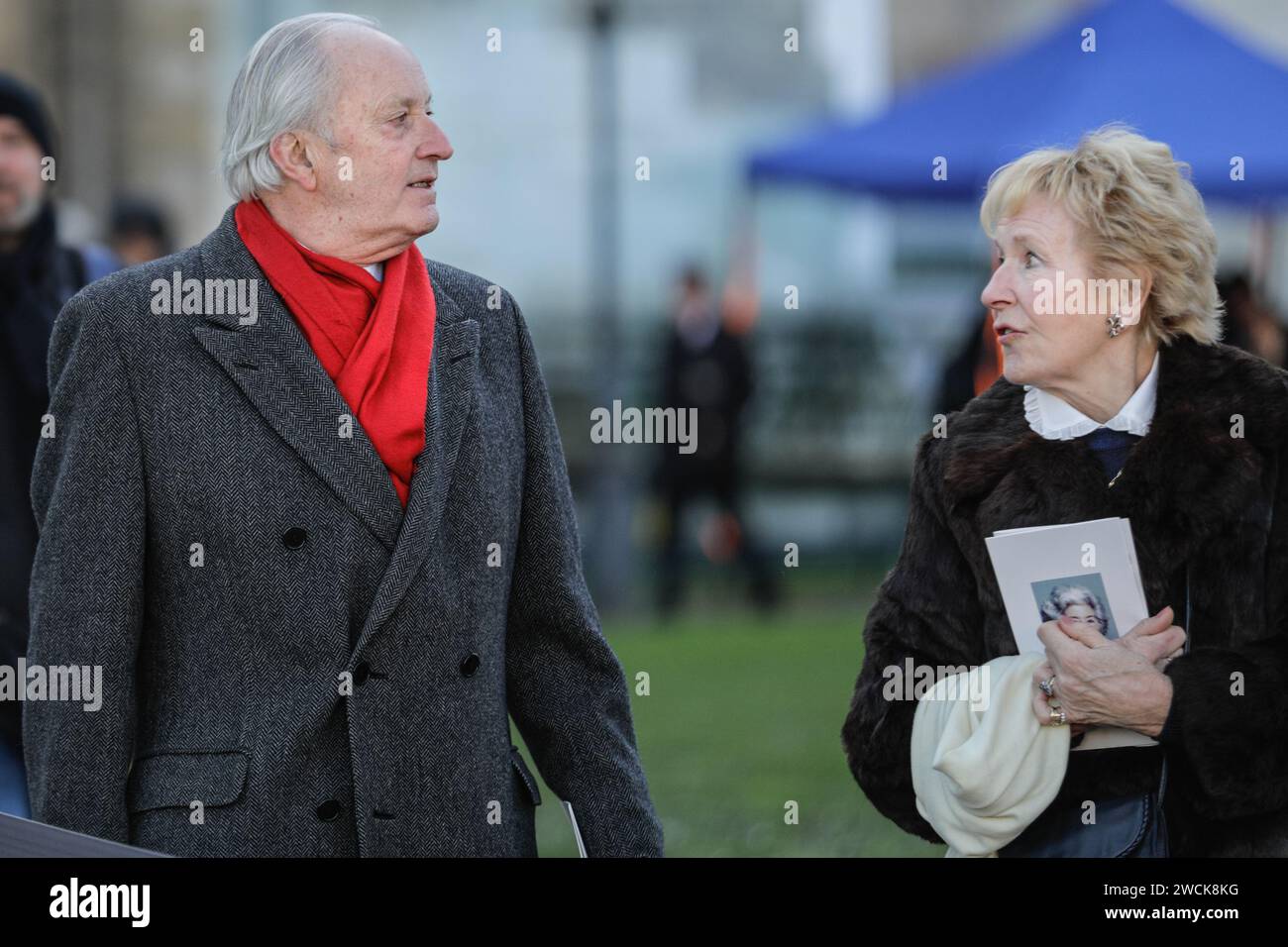 London, Großbritannien. Januar 2024. Neil und Christine Hamilton. Teilnehmer des Thanksgiving Service für die ehemalige Sprecherin des Unterhauses, Betty Boothroyd, die letztes Jahr starb. Der Gottesdienst fand in der St. Margaret’s Church in Westminster statt. Quelle: Imageplotter/Alamy Live News Stockfoto