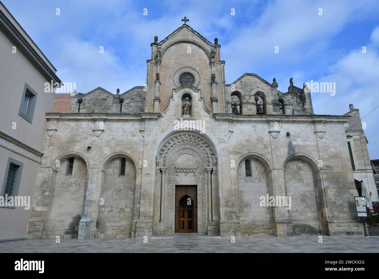 Titolo: Eine alte Kirche in Matera, einer antiken Stadt in Basilicata, Italien. Titolo: Eine alte Kirche in Matera, einer antiken Stadt in Basilicata, Italien. Stockfoto