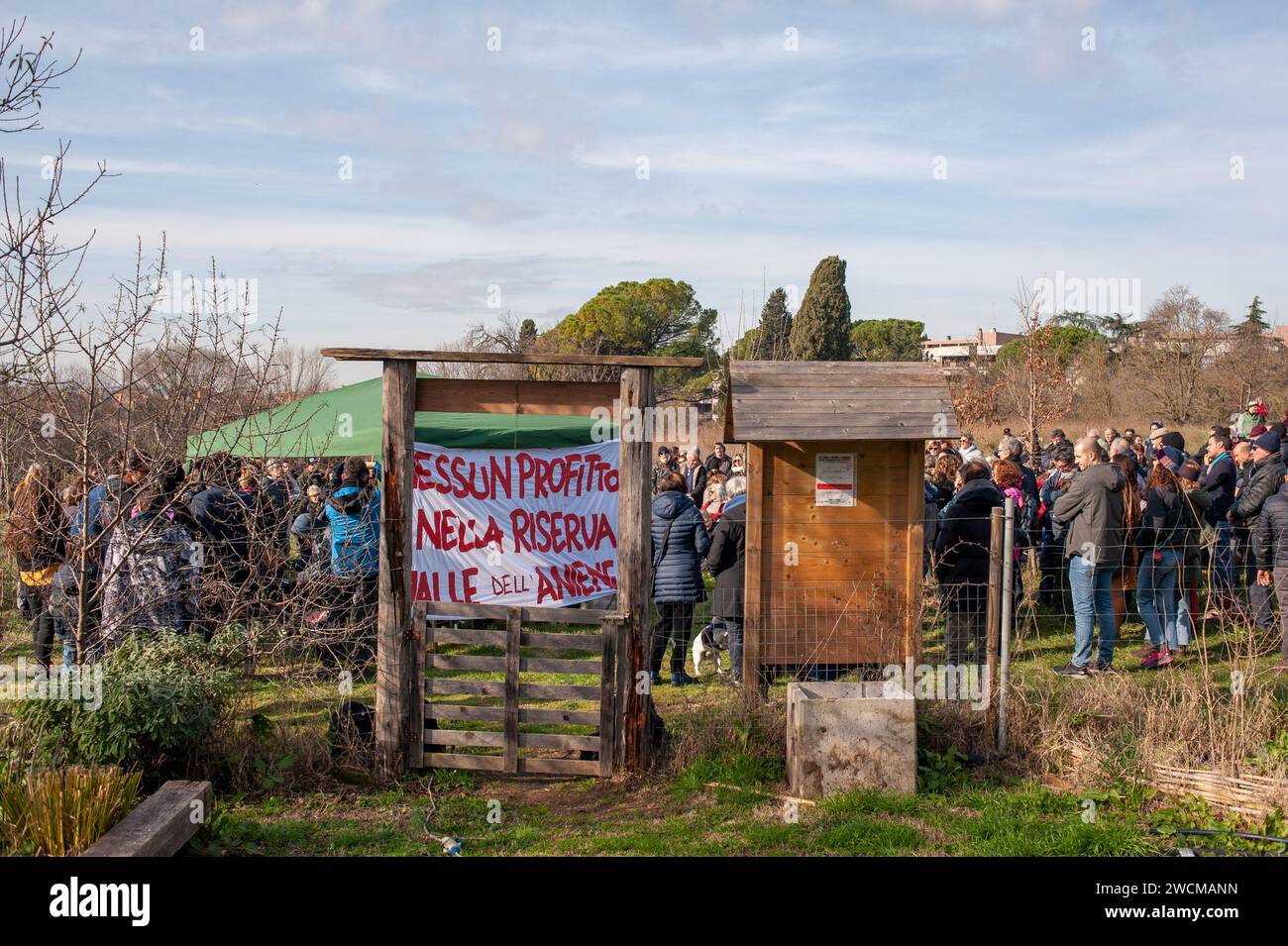 14. Januar 2024 – Rom, Italien: Aniene Valley Park. CSOA La Torre, beliebtes Treffen, um den Park vor Spekulationen zu schützen. © Andrea Sabbadini Stockfoto