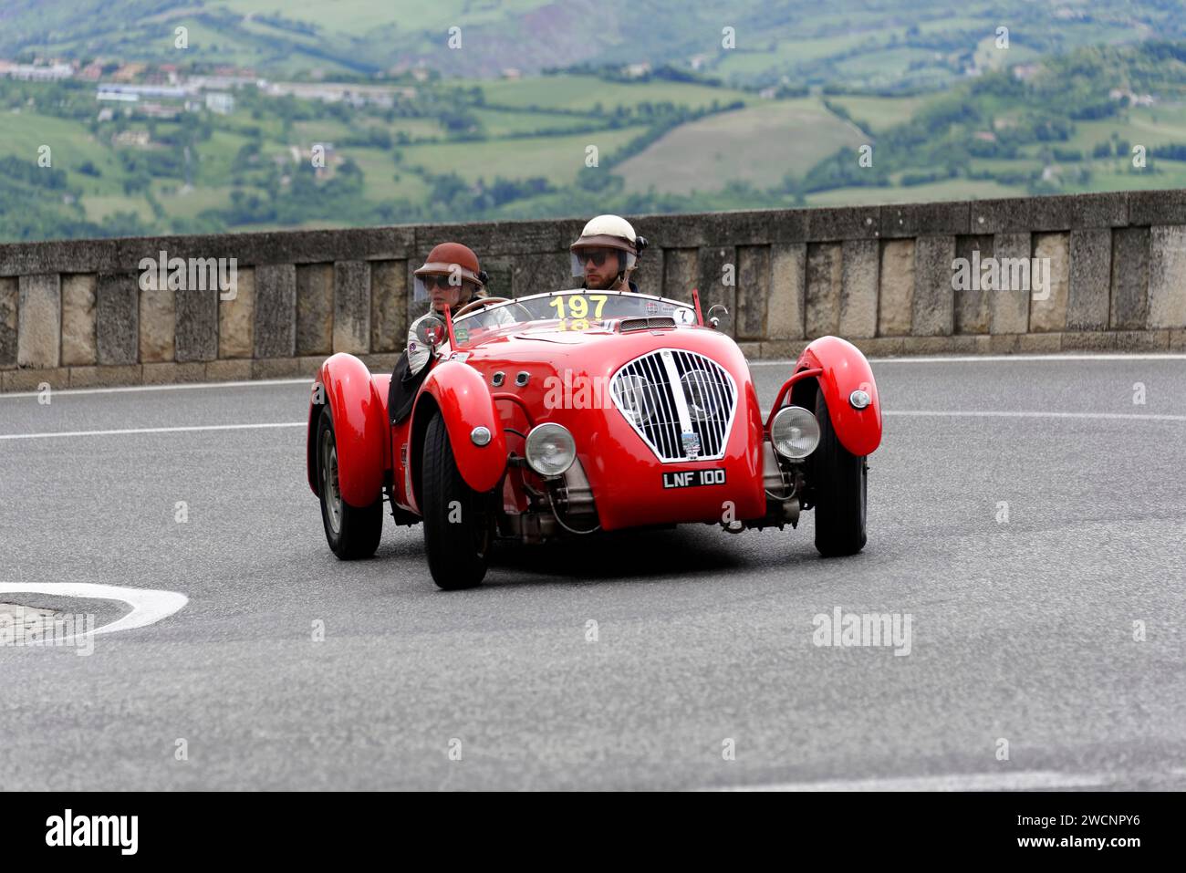 Mille Miglia 2014 oder 1000 Miglia, No.197, Healey 2400 Silverstone, Baujahr 1950, Oldtimer-Rennen, San Marino, Italien Stockfoto