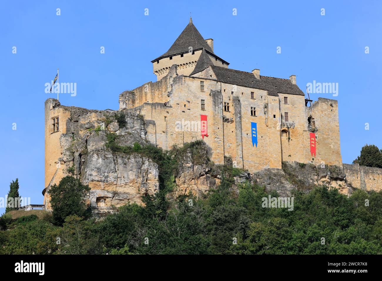 Die mittelalterliche Festung Château de Castelnaud (13. Bis 14. Jahrhundert) in Périgord Noir beherbergt das Museum des Mittelalters. Geschichte, Architektur, Stockfoto