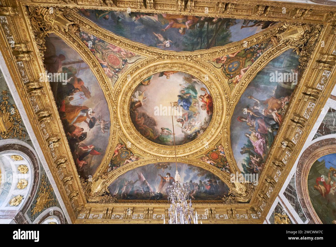 Frankreich, Yvelines, Versailles, Schloss von Versailles, das von der UNESCO zum Weltkulturerbe erklärt wurde, der Friedensraum, der den Spiegelsaal erweitert, in der Mitte der Decke: Frankreich schenkt Europa Frieden Stockfoto