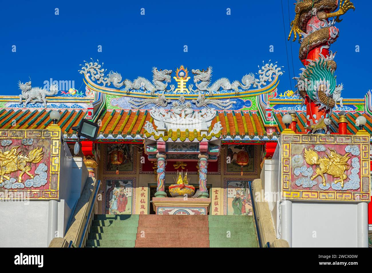 Thailand, Chanthaburi, Chanthaboon Waterfront Community, chinesischer buddhistischer Tempel Chao Mae Kuan im Stockfoto