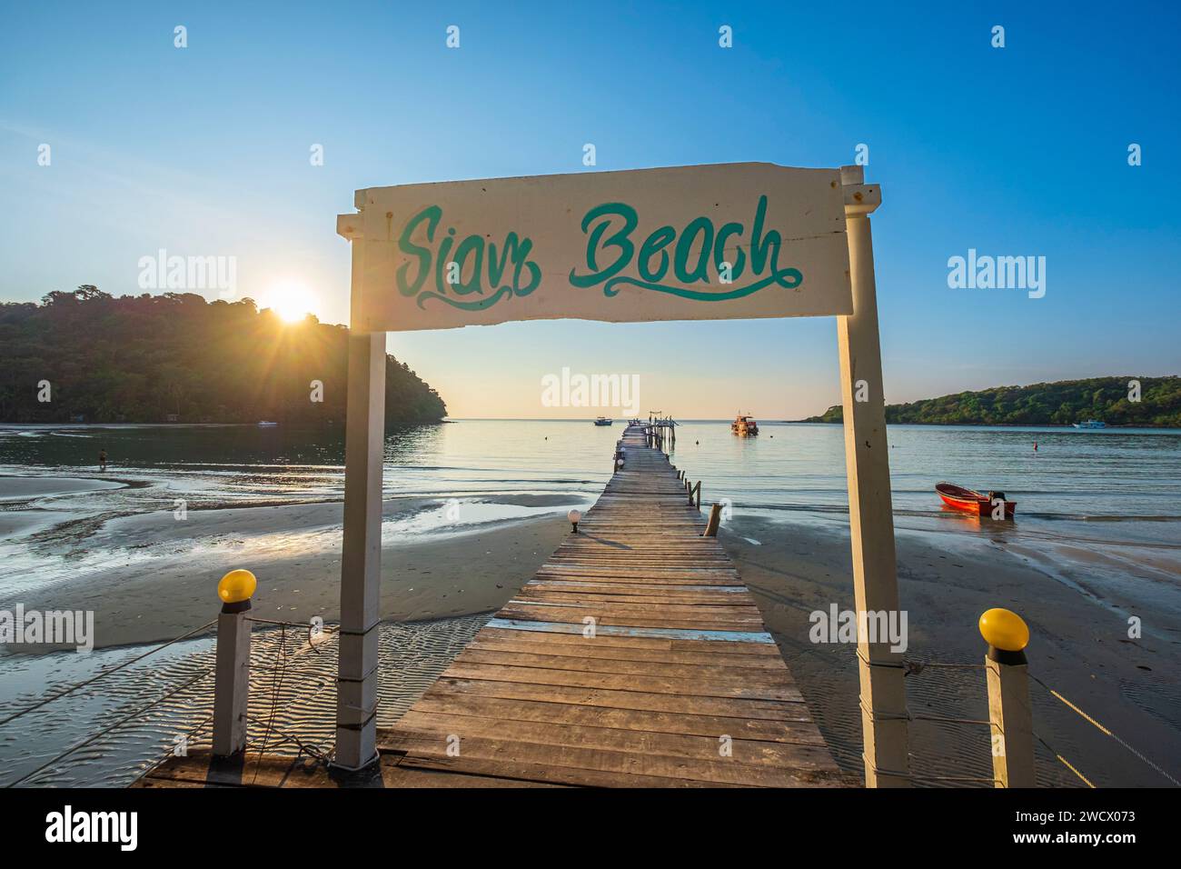 Thailand, Provinz trat, Insel Ko Kood (oder Ko Kut), Bang Bao Bay, Ponton des Siam Beach Resorts Stockfoto