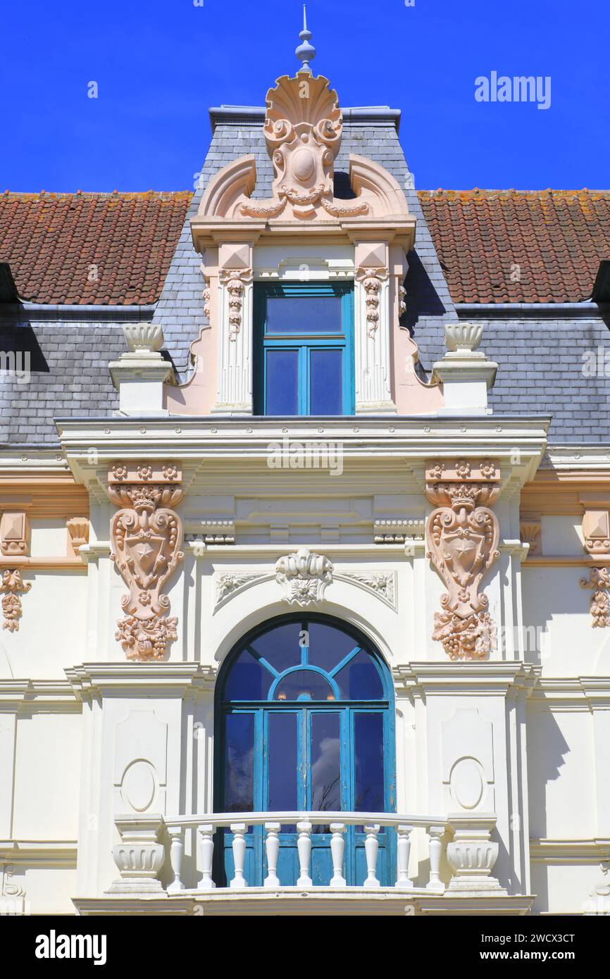 Frankreich, Nord, Dunkirk, Rosendaël Bezirk, Château Loubry aus dem Jahr 1893, wo sich heute das Restaurant Carmin befindet, ein Teestube und eine Konditorei im Stil der 1900er Jahre Stockfoto