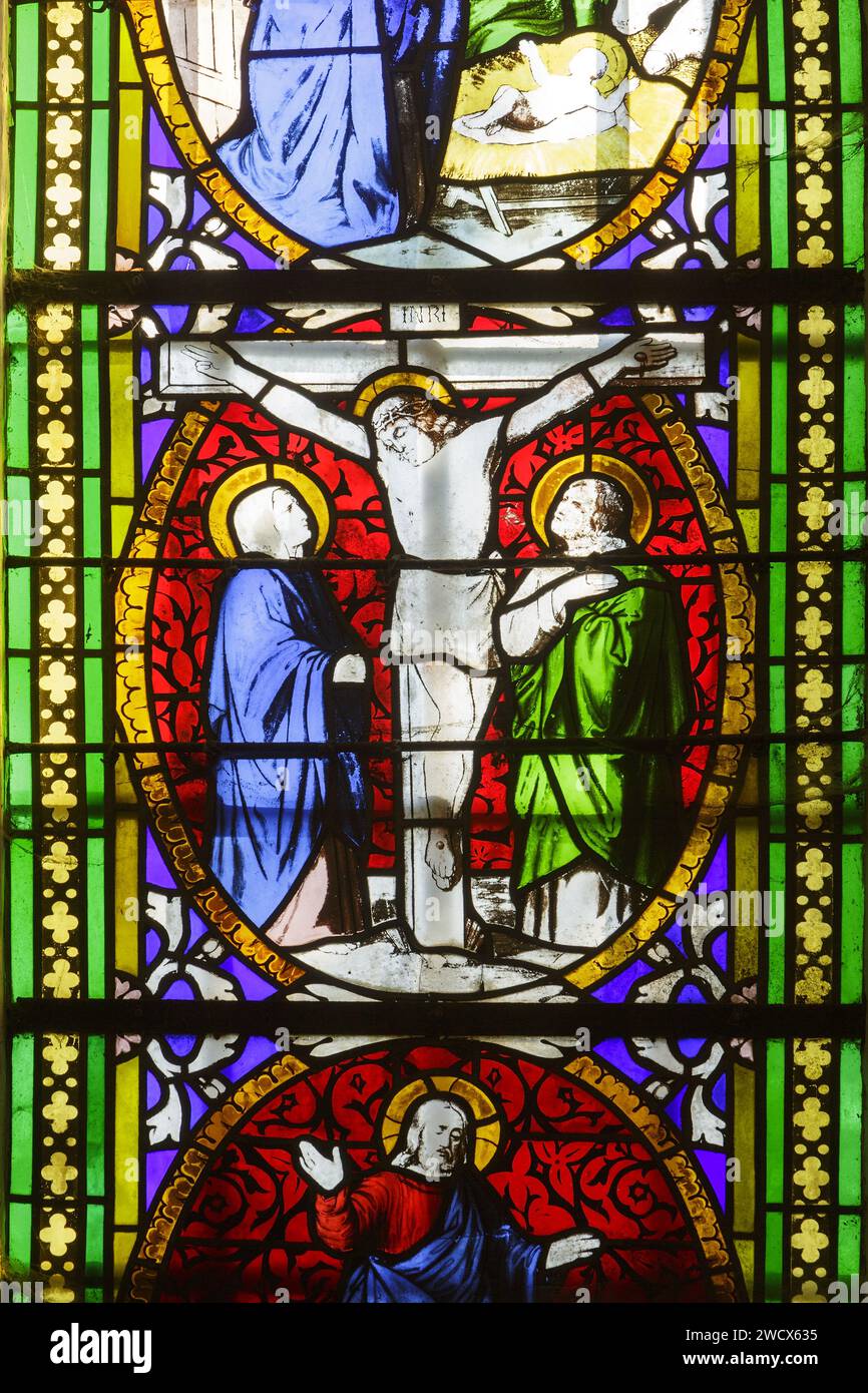 Frankreich, Meurthe et Moselle, Saintois, Vitrey, eglise de la Nativite de la Vierge (Kirche der Geburt der Jungfrau), Detail des Buntglasfensters, das Szenen aus dem Leben Jesu Christi, der Kreuzigung, darstellt Stockfoto
