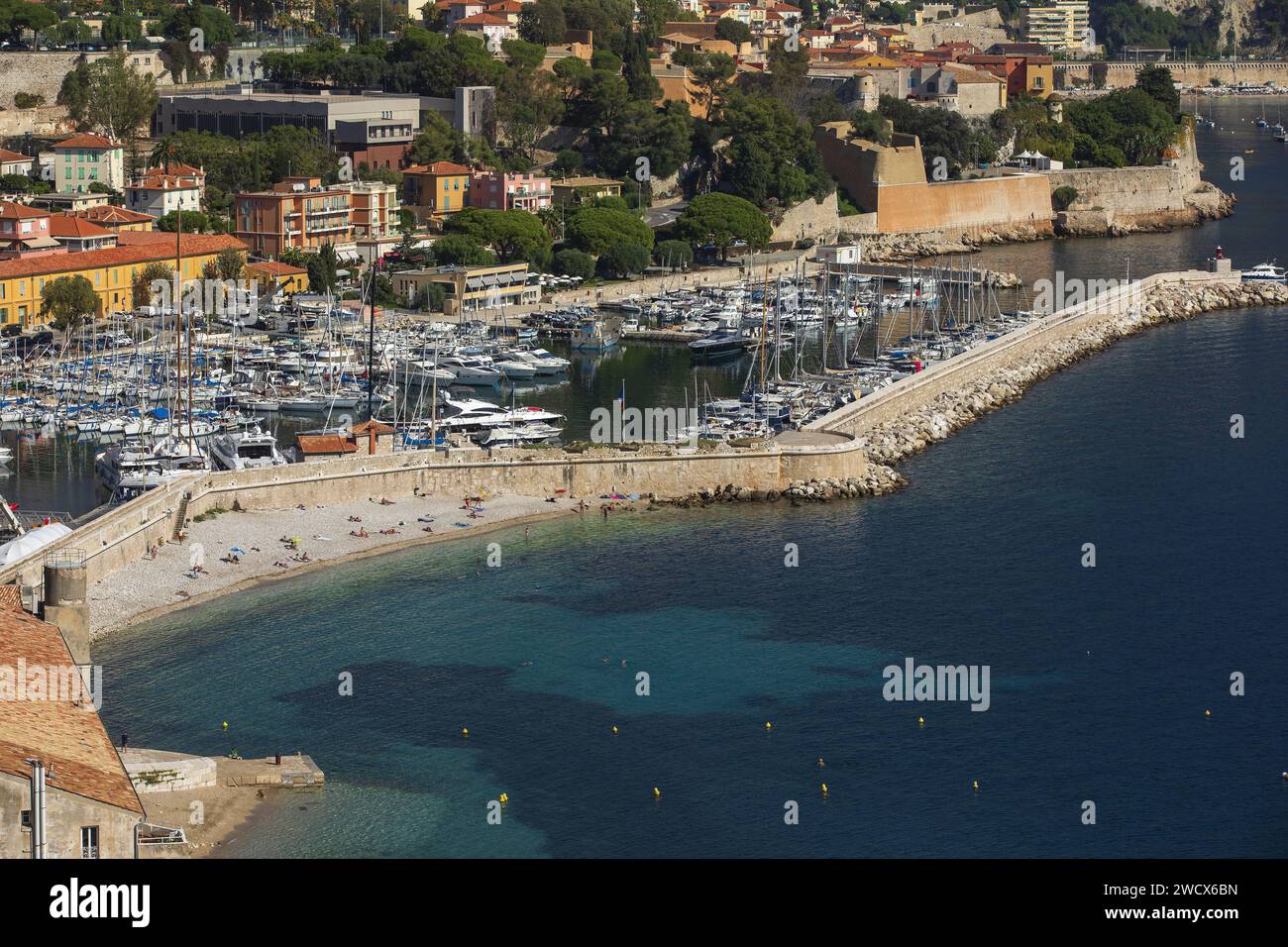 Frankreich, Alpes Maritimes, Villefranche sur Mer, Darse Beach Stockfoto