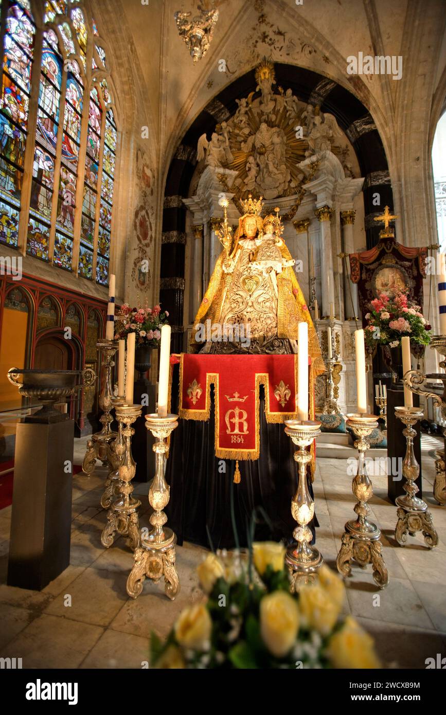 Andachtsstatue unserer Lieben Frau von Antwerpen, Kathedrale unserer Lieben Frau, cathédrale Notre-Dame, Antwerpen, Flandern, Belgien, Europa Stockfoto