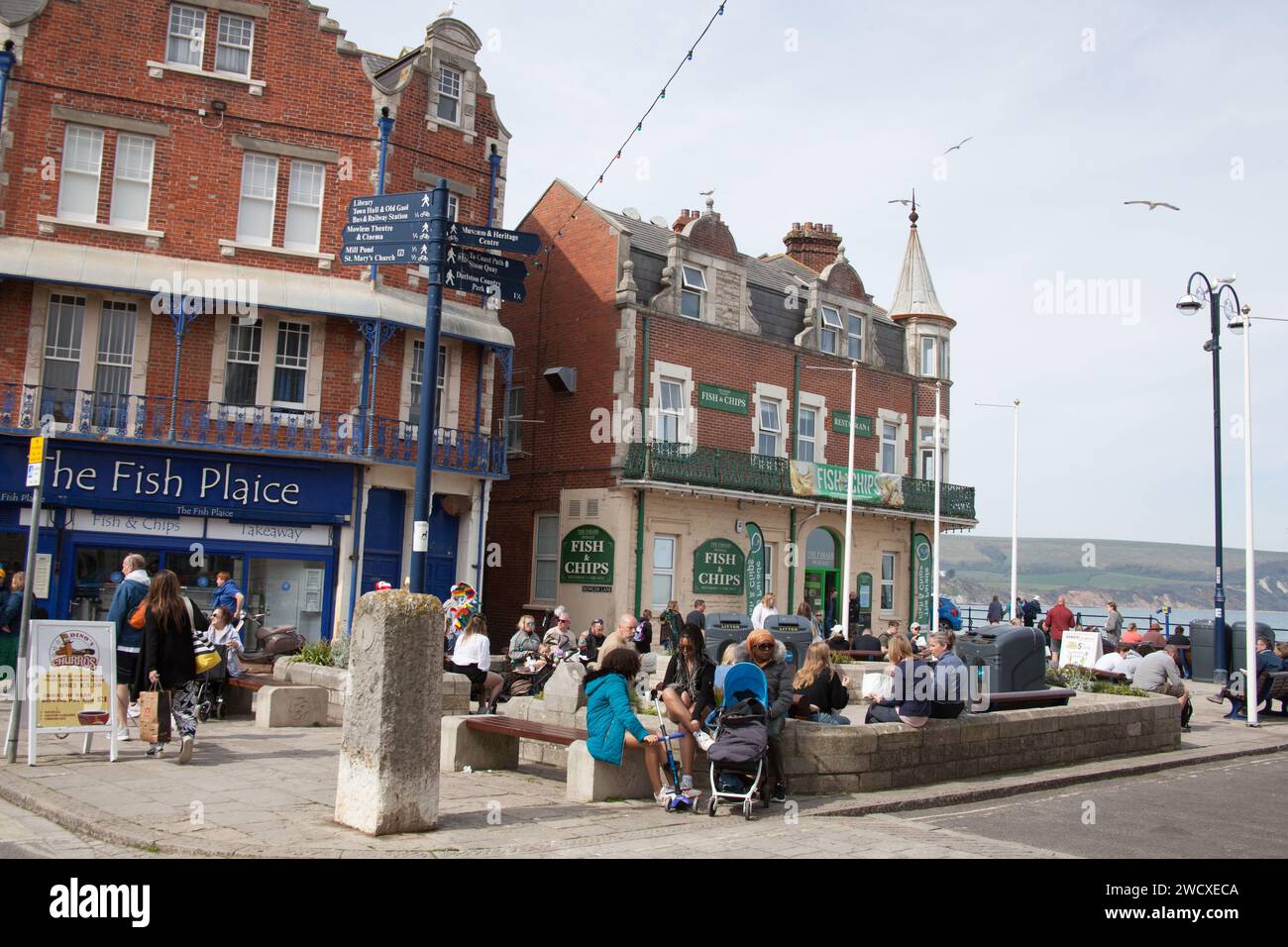 Ein Fish and Chips Take-away an der Küste in Swanage, Dorset, Großbritannien Stockfoto