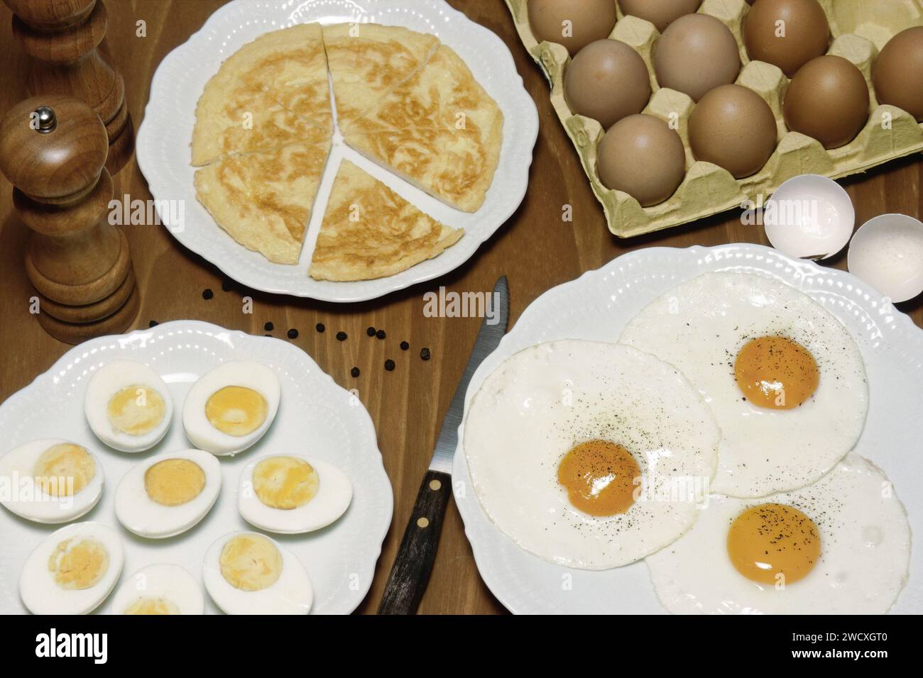 Einige einfache Möglichkeiten, Eier zu kochen Stockfoto