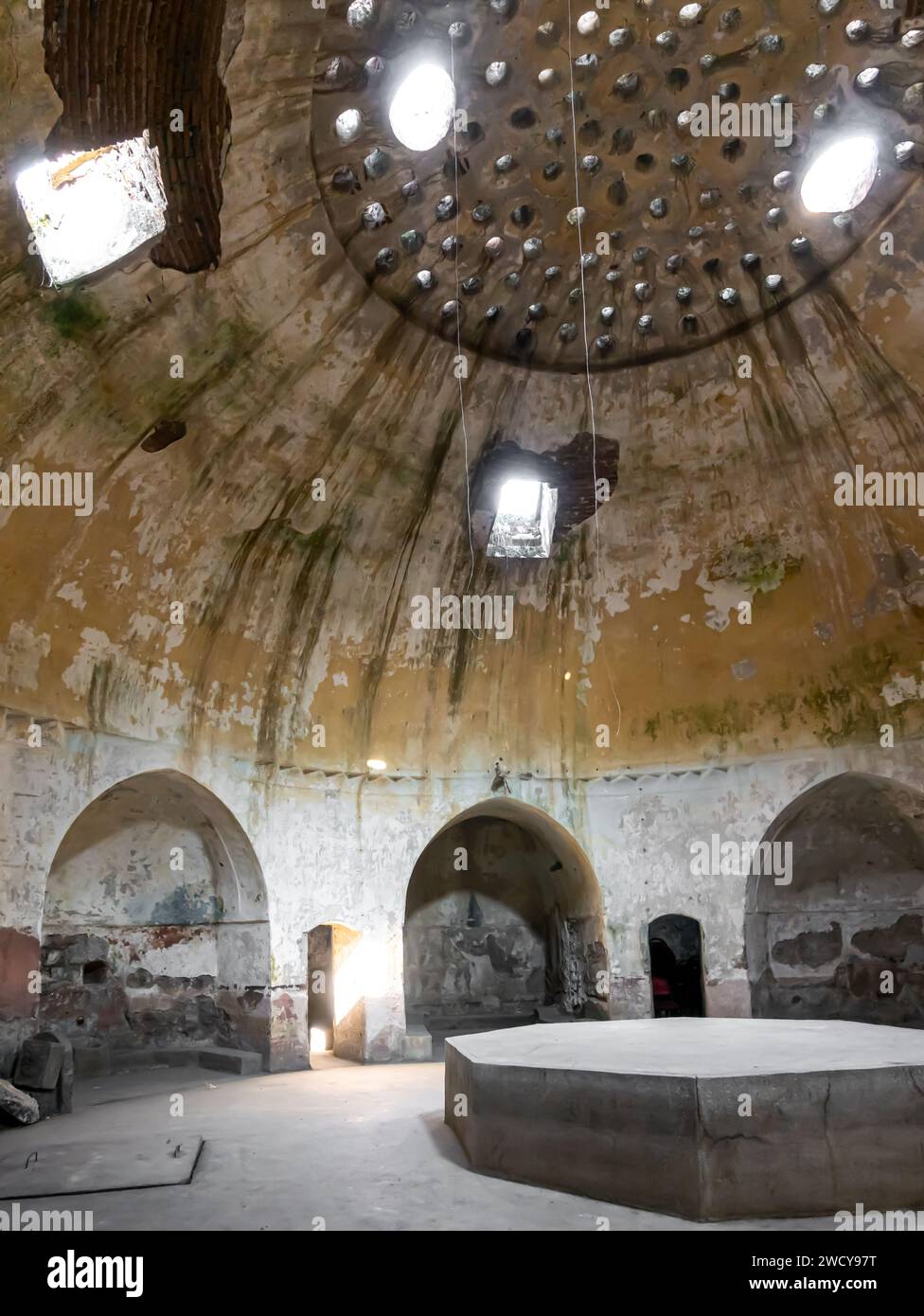 Das historische DEVE Hamam, oder Deva Bath, DEVE Hamam, wurde im 16. Jahrhundert in einem historischen Wahrzeichen in Diyarbakir, Türkei, erbaut Stockfoto