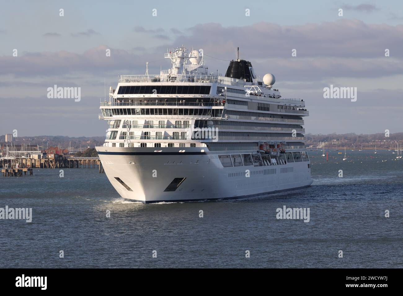 Das Viking Kreuzfahrtschiff MS VIKING VENUS startet vom internationalen Hafen Terminal Stockfoto