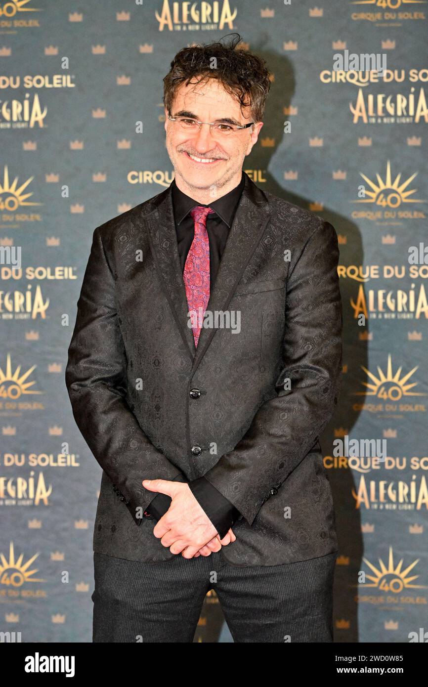 London, Großbritannien. Januar 2024. Noel Fitzpatrick on the Red Carpet Arrangements für die Cirque du Soleil Revival Produktion von Alegria - in A New Light in the Royal Albert Hall, London, UK. Quelle: LFP/Alamy Live News Stockfoto