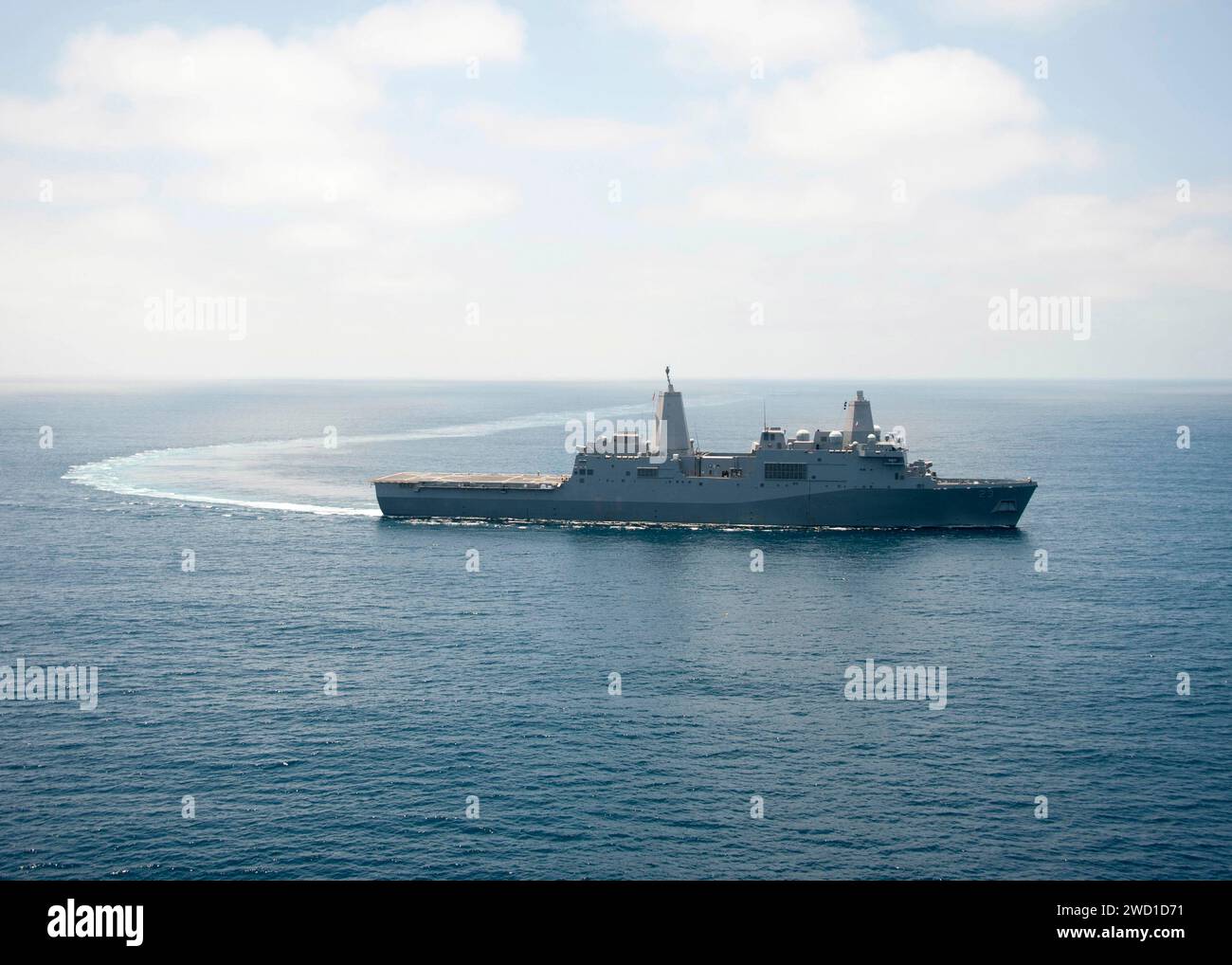 Das amphibische Transportschiff USS Anchorage durchquert den Pazifik während der Talisman Saber 2017. Stockfoto