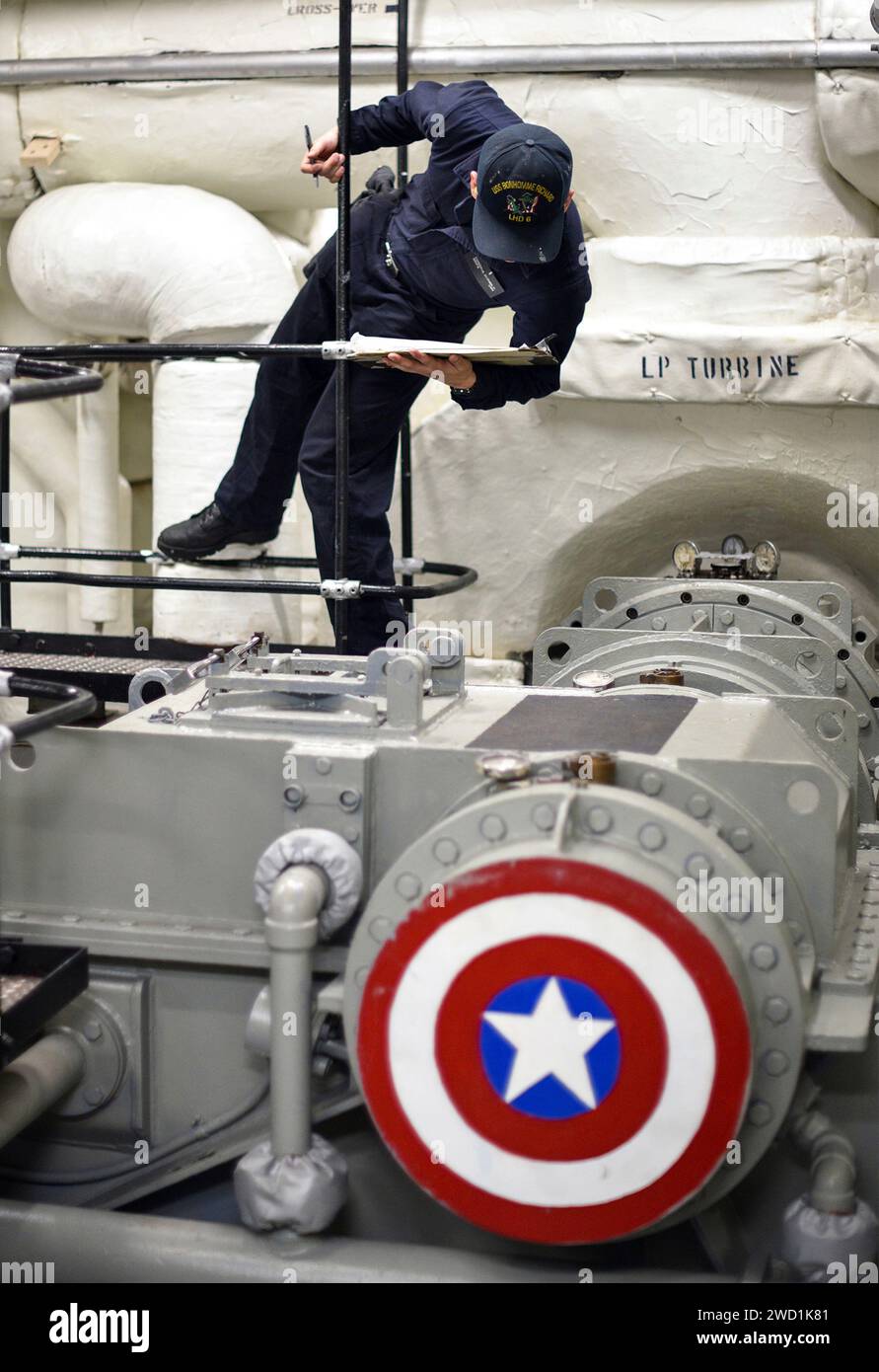 Die Ingenieurabteilung an Bord des amphibischen Angriffsschiffs USS Bonhomme Richard. Stockfoto