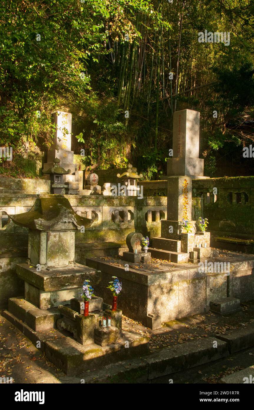 Japan Friedhof, SofukuJI, Obaku Zen Tempel, Nagasaki, Kyushu. Der