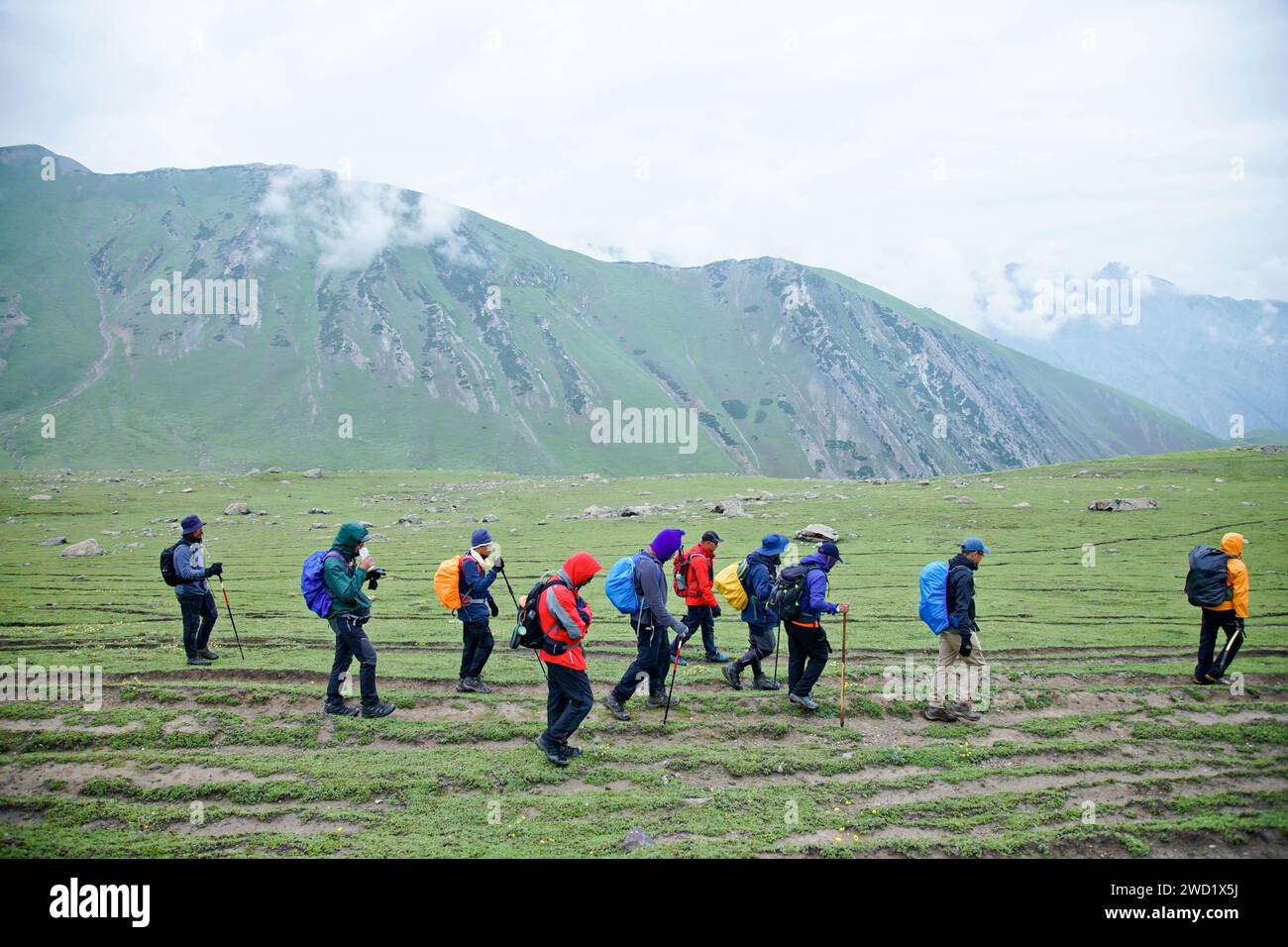 Auf einer wunderschönen Wanderung in Kaschmir, Great Lake. Der See über 3000 Meter vom Meer entfernt. Der See ist Teil des Himalaya. Stockfoto