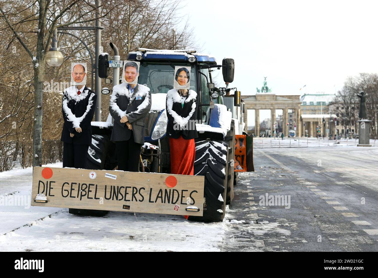 17.01.2024, Berlin - Deutschland. Auf der Straße des 17. Juni demonstrieren nach wie vor die Bauern. *** 17 01 2024, Berlin Deutschland Landwirte demonstrieren weiterhin auf der Straße des 17. Juni Stockfoto