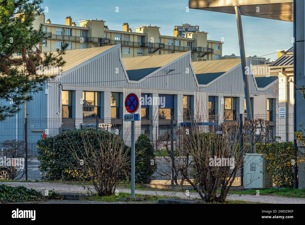 Die Büros von Lifco Industrie, Hersteller von Spezialpulvern und -Farben, intelligenten Pulvern und Multimaterialpulvern. Saint-Etienne, Frankreich Stockfoto