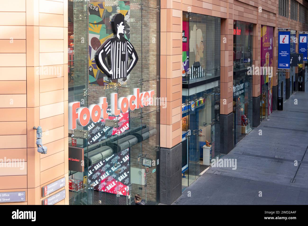 Liverpool, vereinigtes Königreich Januar, 17, 2024 Ein Foot locker Store. Foot locker Retail, Inc. Ist ein US-amerikanischer Händler für Sportbekleidung und Schuhe. Stockfoto