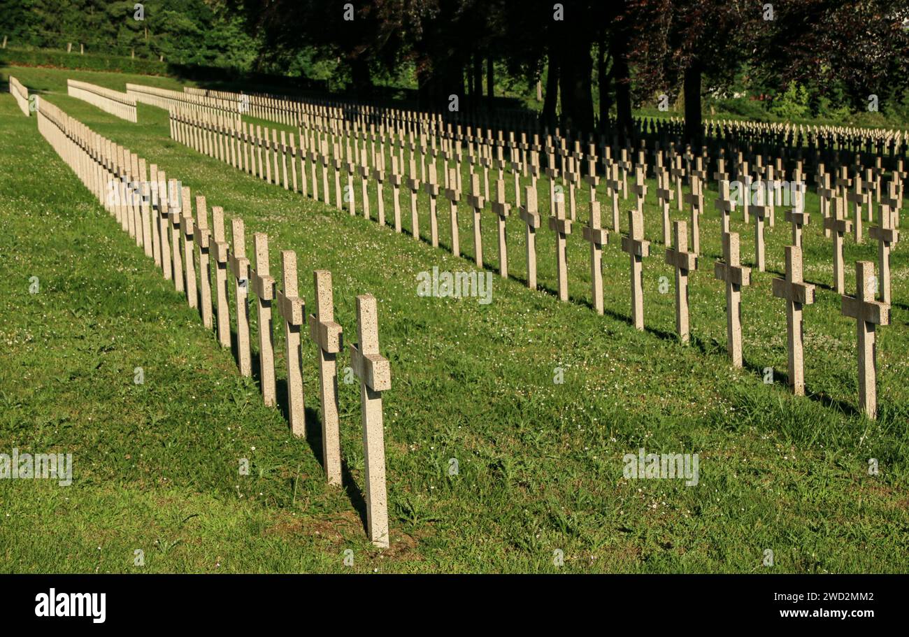 Militärfriedhof, erster und zweiter Weltkrieg, Montauville, Departement Meurthe-et-Moselle, Region Grand Est, Frankreich Stockfoto