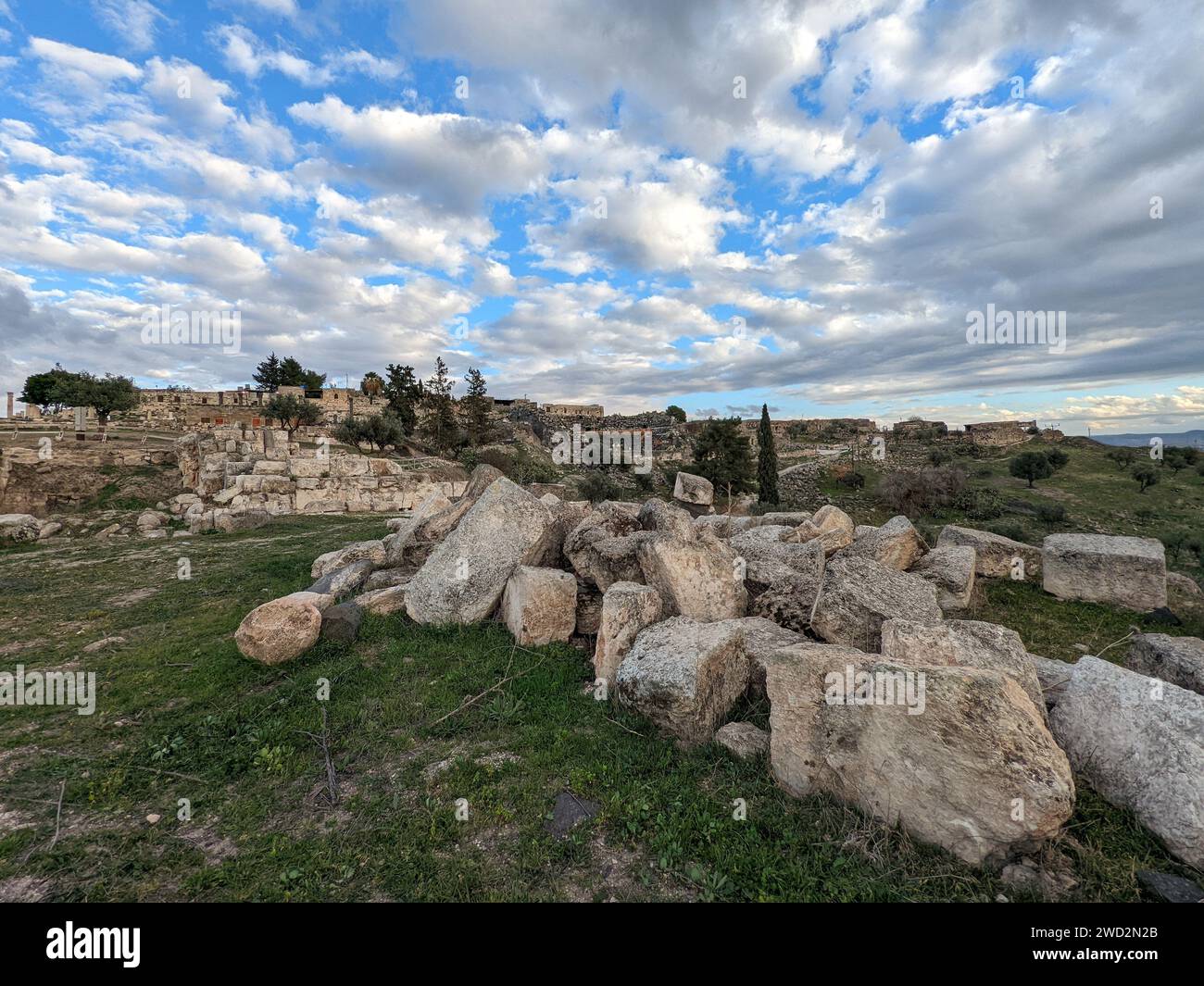 Reise nach Jordanien. Kulturelle und natürliche Seite von Umm Qais und die Ruinen des alten Gadara. Ancient Roman city.in der äußerste Nordwesten des Landes Stockfoto