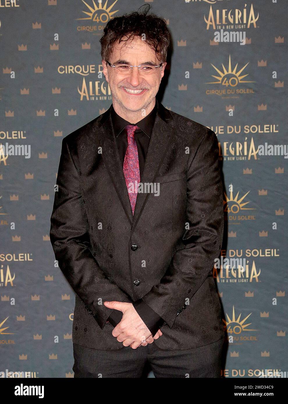 17. Januar 2024: London, England, Großbritannien: Noel Fitzpatrick nimmt an der europäischen Premiere von ALEGRIA C des Cirque du Soleil in A New Light in Royal Albert Hall Teil Stockfoto