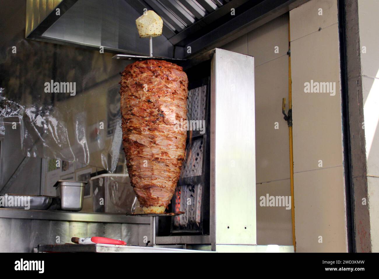 Typisch mexikanisches Essen, Schweinefleisch für Tacos al Pastor Stockfoto