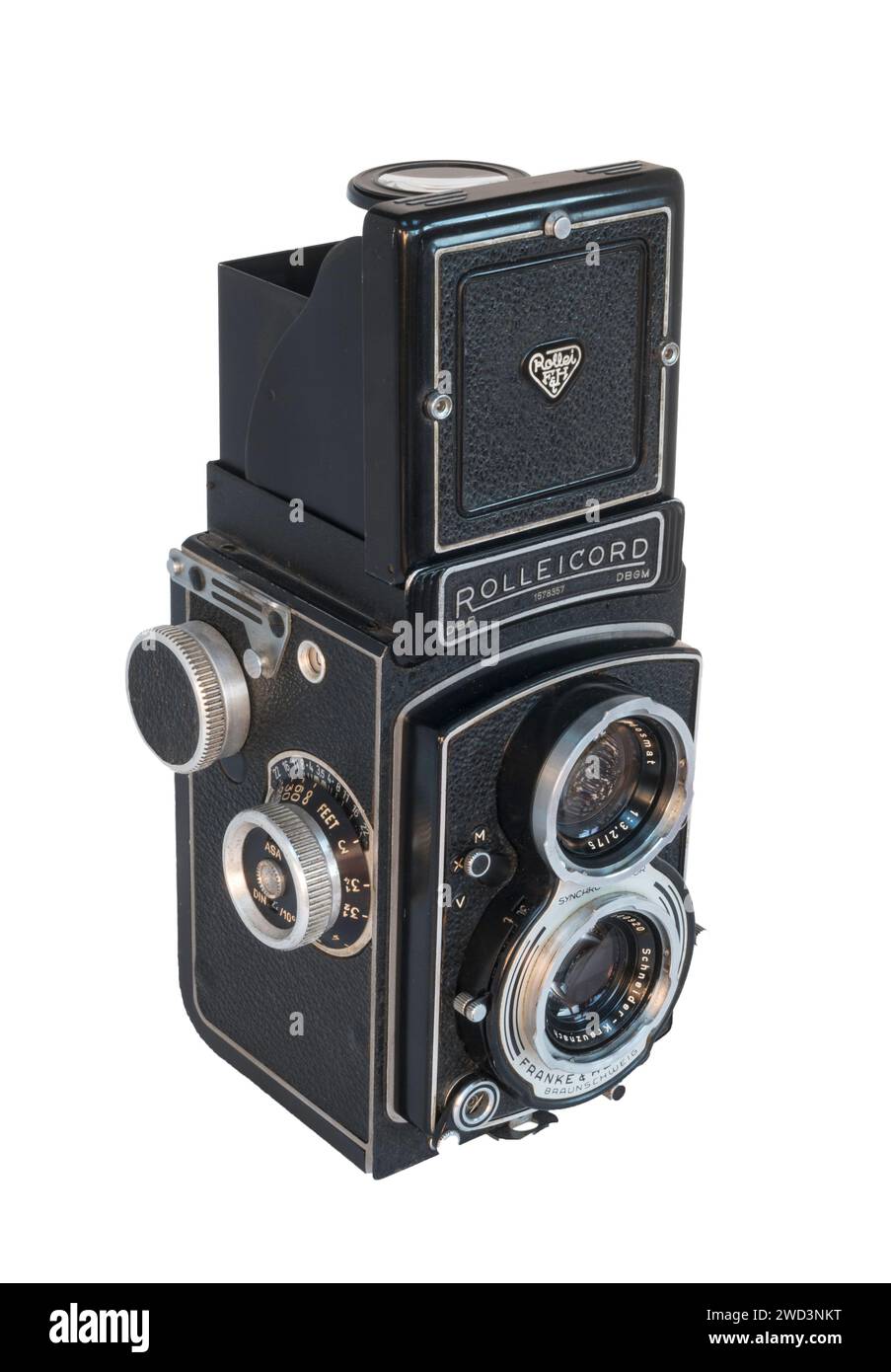 Eine klassische Rolleicord V Reflexkamera mit zwei Objektiven, isoliert auf weißem Hintergrund Stockfoto