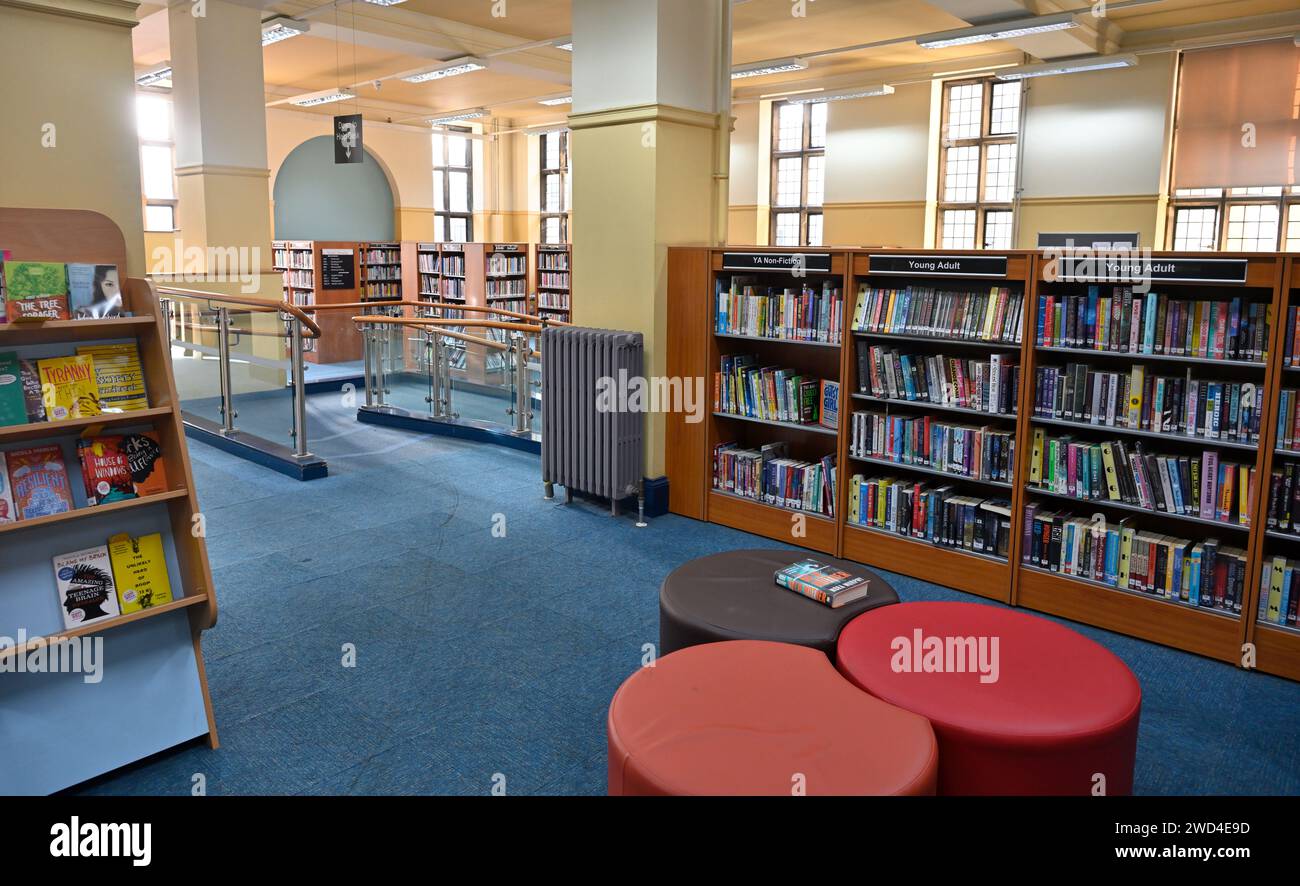 Innenraum der Bristol Central Library, Bücherregale Stockfoto