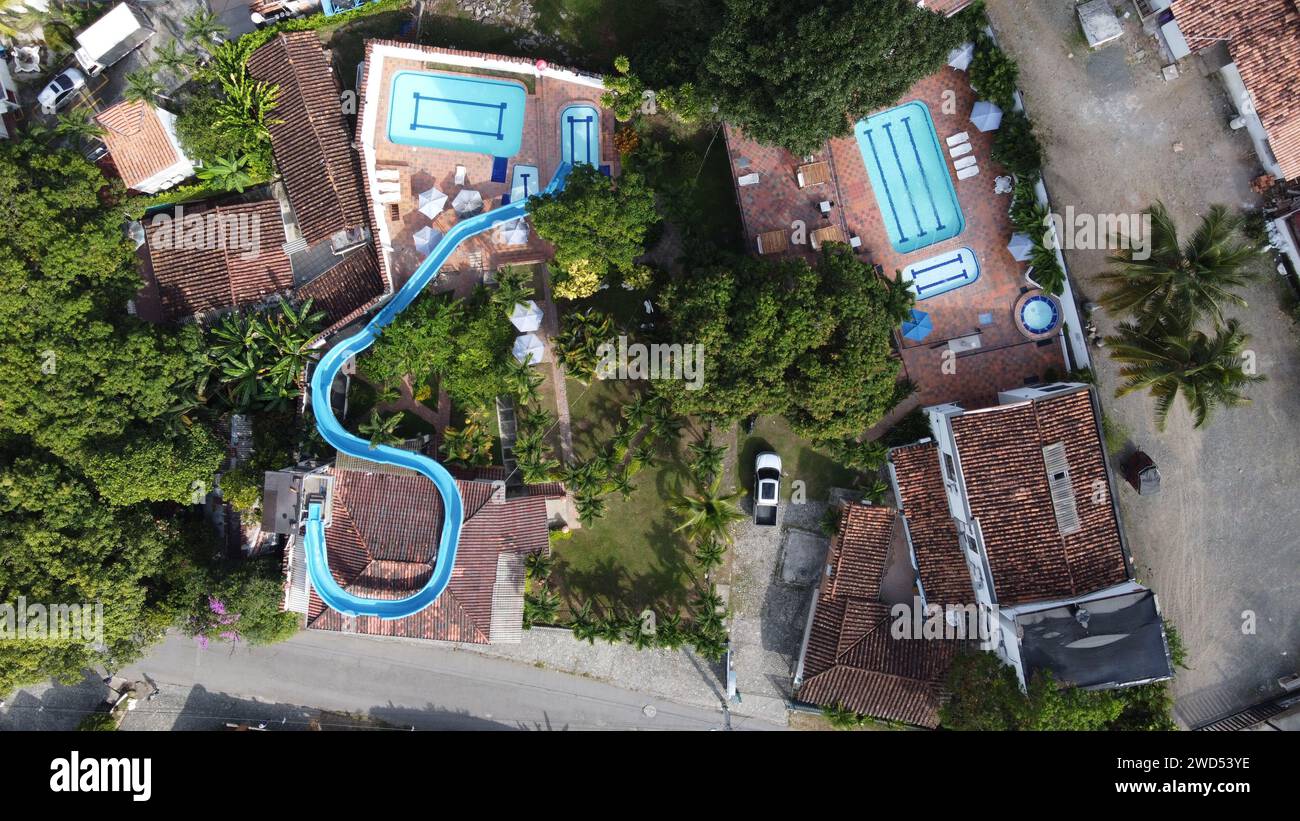 Luftaufnahmen mit Drohnen, Landschaften und natürlichen Hintergründen Stockfoto