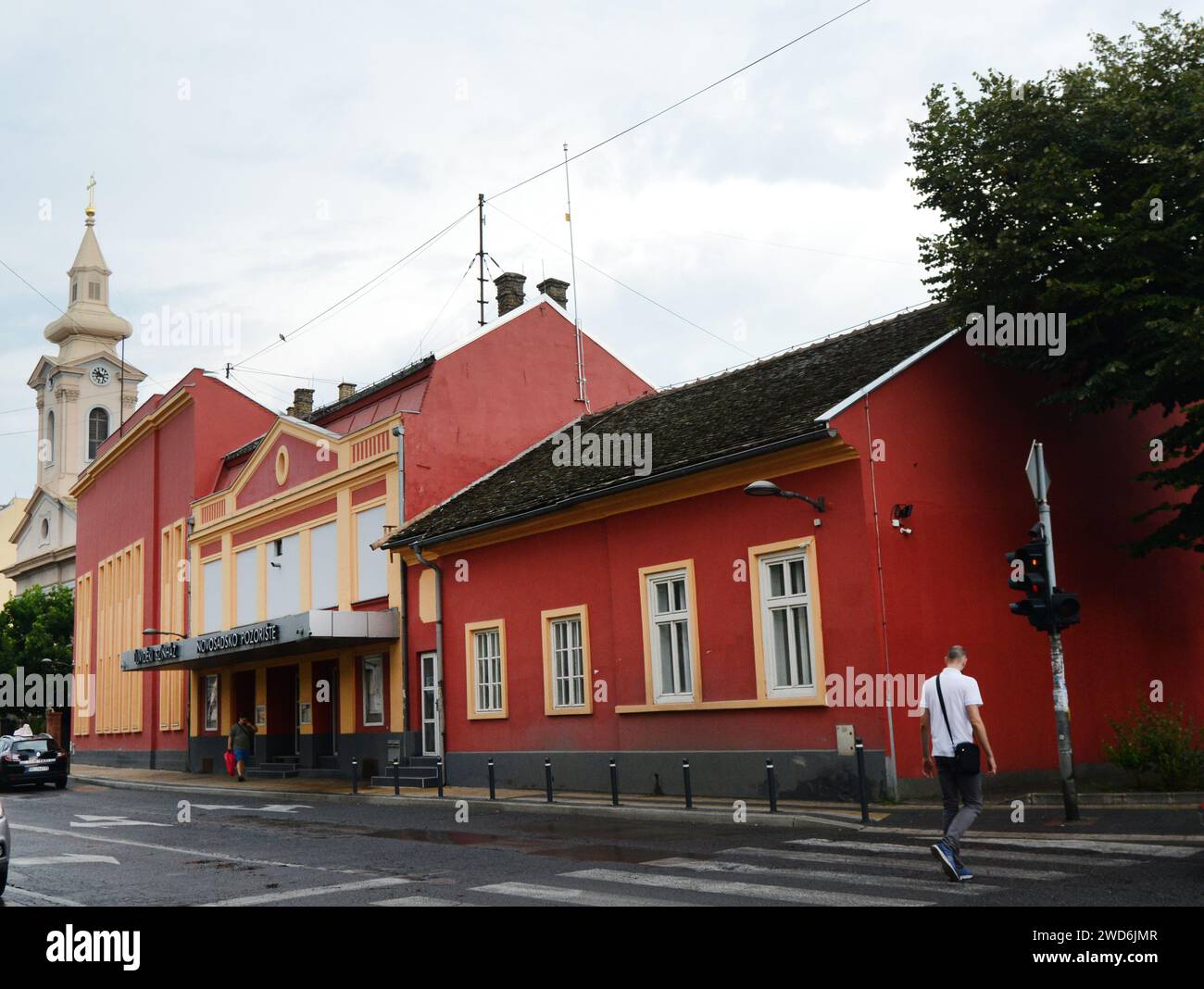 Nowosadsko pozorište auf Jovana Subotića in Novi Sad, Serbien. Stockfoto