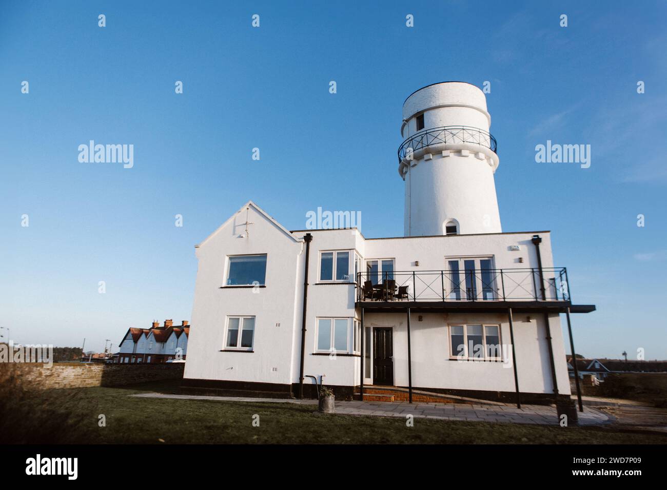 Old Lighthouse in der Nähe von Hunstanton Beach und Cliffside Stockfoto