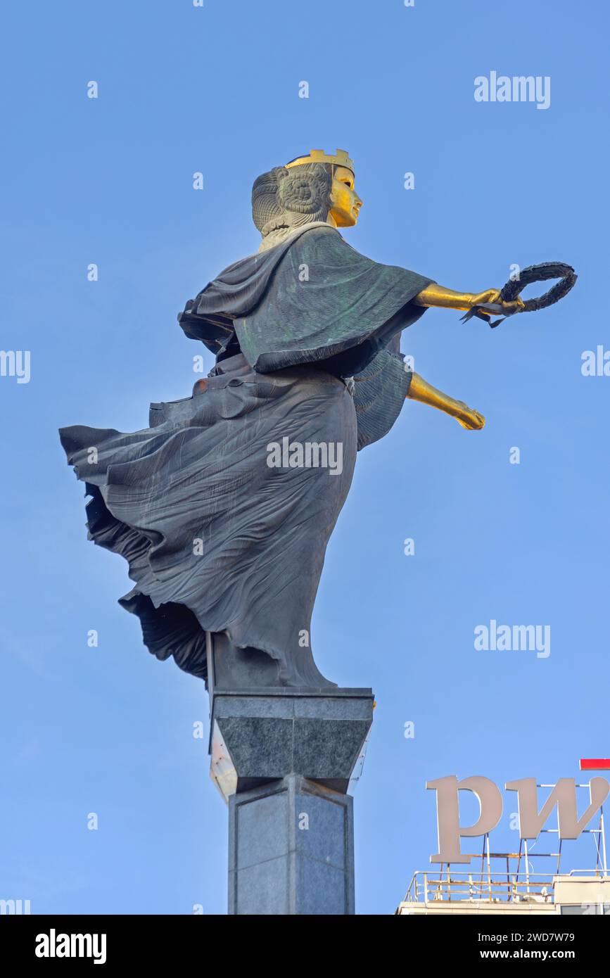 Sofia, Bulgarien - 16. Oktober 2023: Statue des Heiligen Sofia-Denkmals im Zentrum der Hauptstadt am Herbsttag. Stockfoto