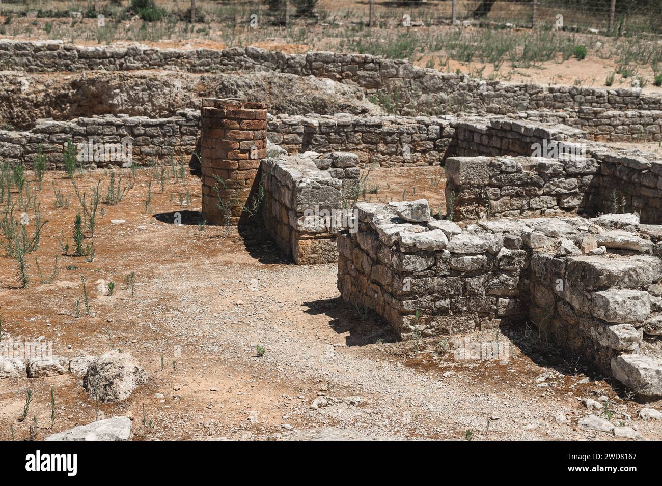 Bild der römischen Ruinen in Conimbriga, Portugal. Historische Elemente, die an der Stätte in archäologischen Arbeiten gefunden wurden. Stockfoto