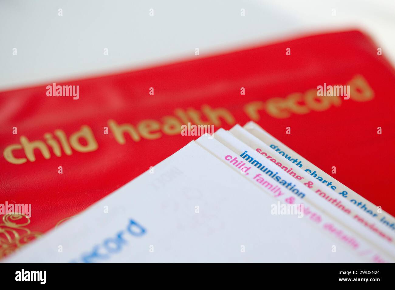 London, Großbritannien. Januar 2023. Impfungen für Kinder: Die United Kingdon Health Security Agency (UKHSA) warnte heute vor Masern-Ausbrüchen aufgrund der niedrigen Immunisierungsraten in den letzten Jahren. Nur 85% der Kinder beginnen mit zwei Dosen MMR-Impfstoff in die Schule, während eine Rate von 95% für die Herdenimmunität erforderlich ist. Quelle: Anna Watson/Alamy Live News Stockfoto