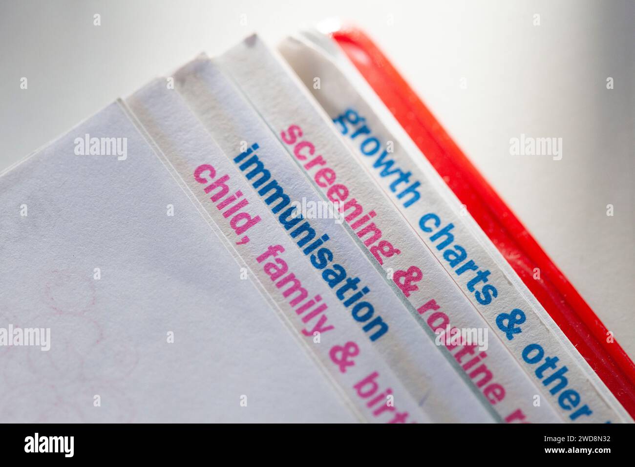 London, Großbritannien. Januar 2023. Impfungen für Kinder: Die United Kingdon Health Security Agency (UKHSA) warnte heute vor Masern-Ausbrüchen aufgrund der niedrigen Immunisierungsraten in den letzten Jahren. Nur 85% der Kinder beginnen mit zwei Dosen MMR-Impfstoff in die Schule, während eine Rate von 95% für die Herdenimmunität erforderlich ist. Quelle: Anna Watson/Alamy Live News Stockfoto